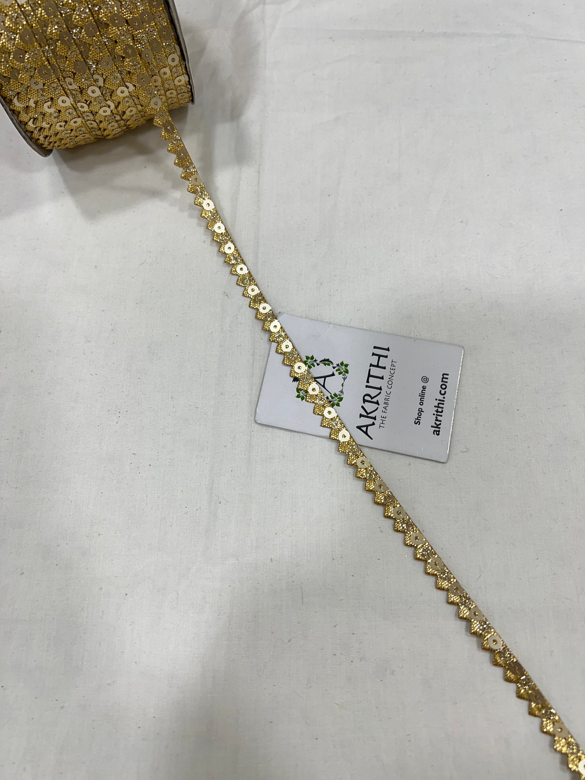 Lace per metre