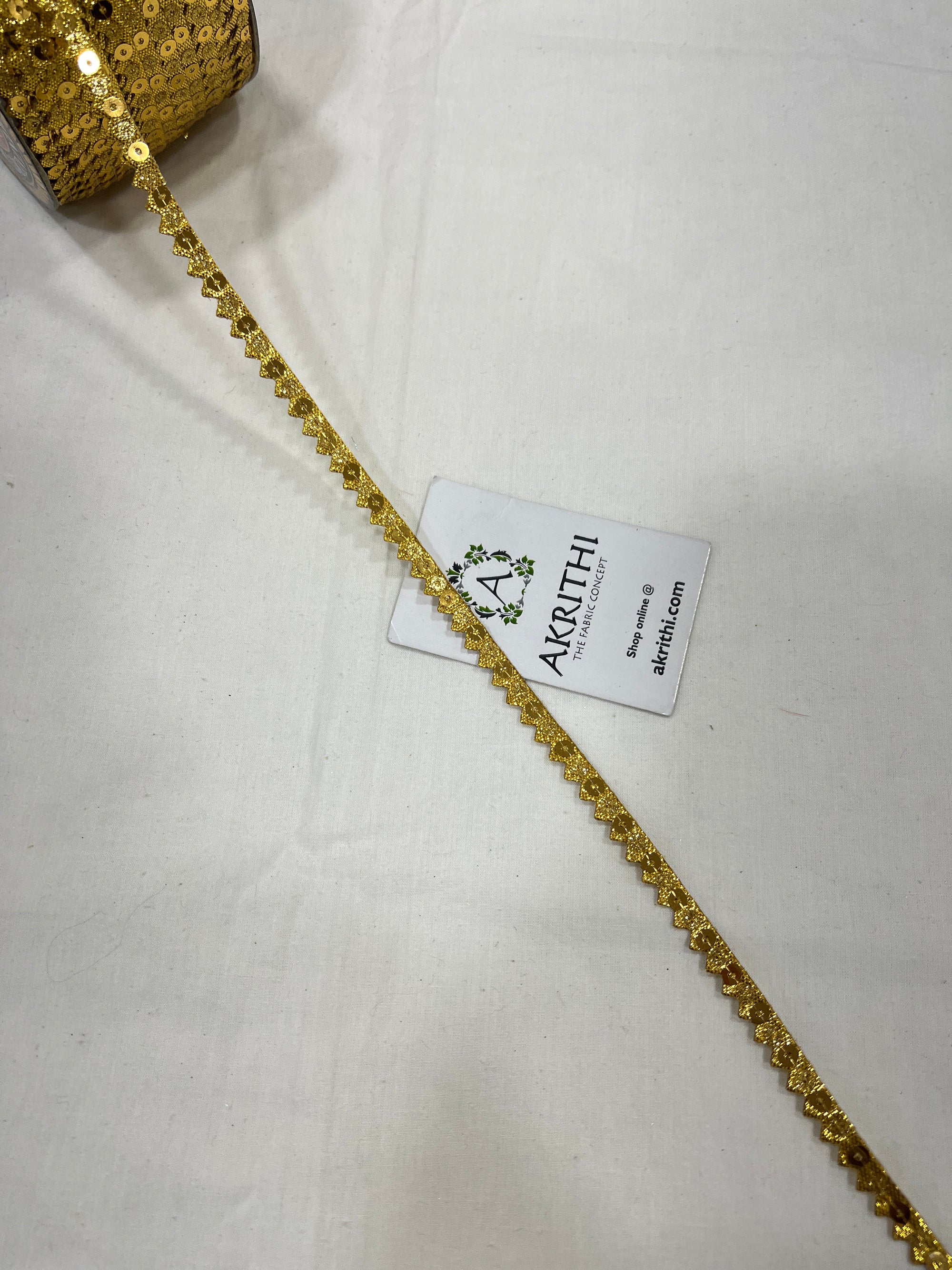 Lace per metre