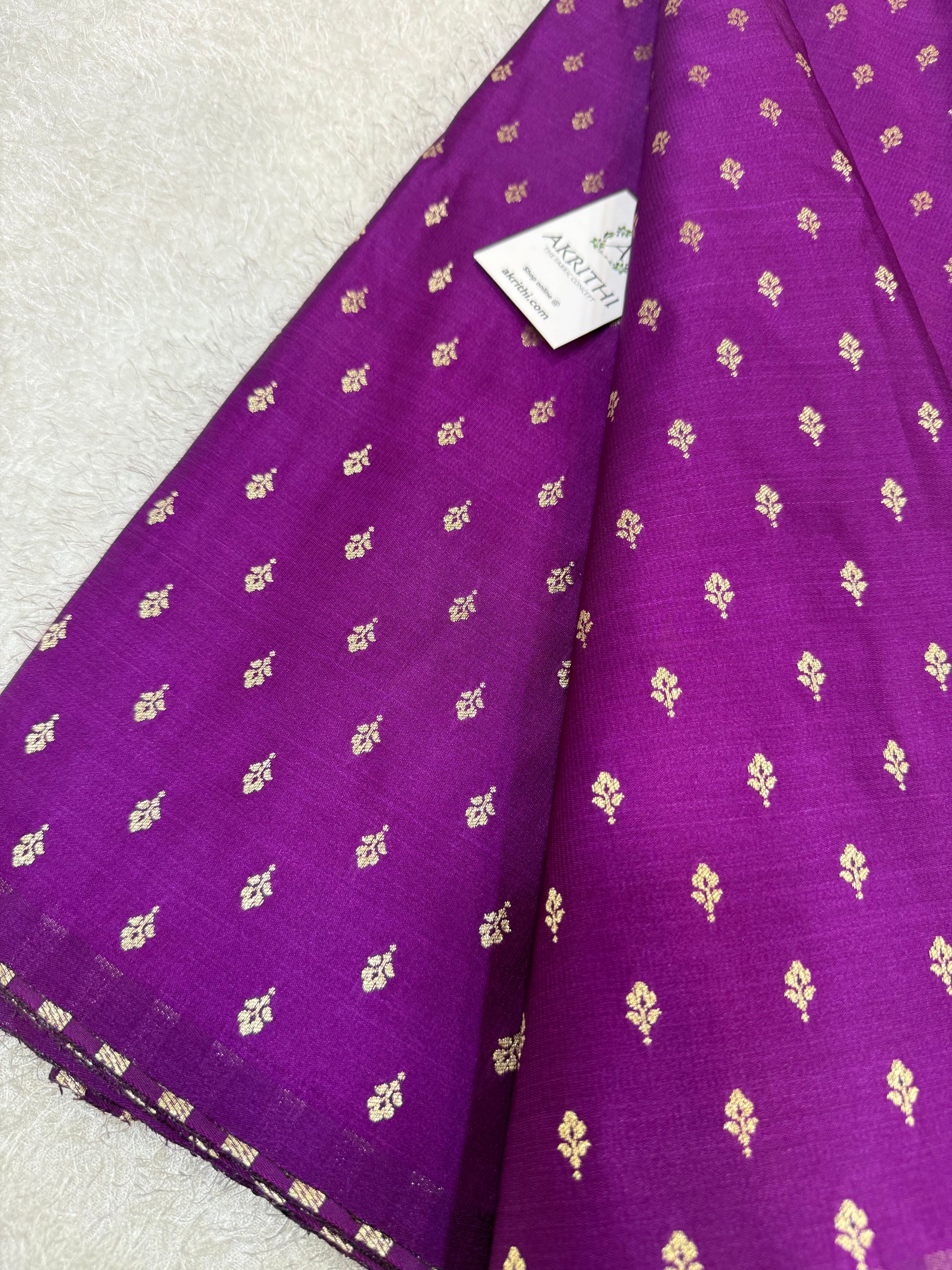 Pure Banarasi brocade butti fabric