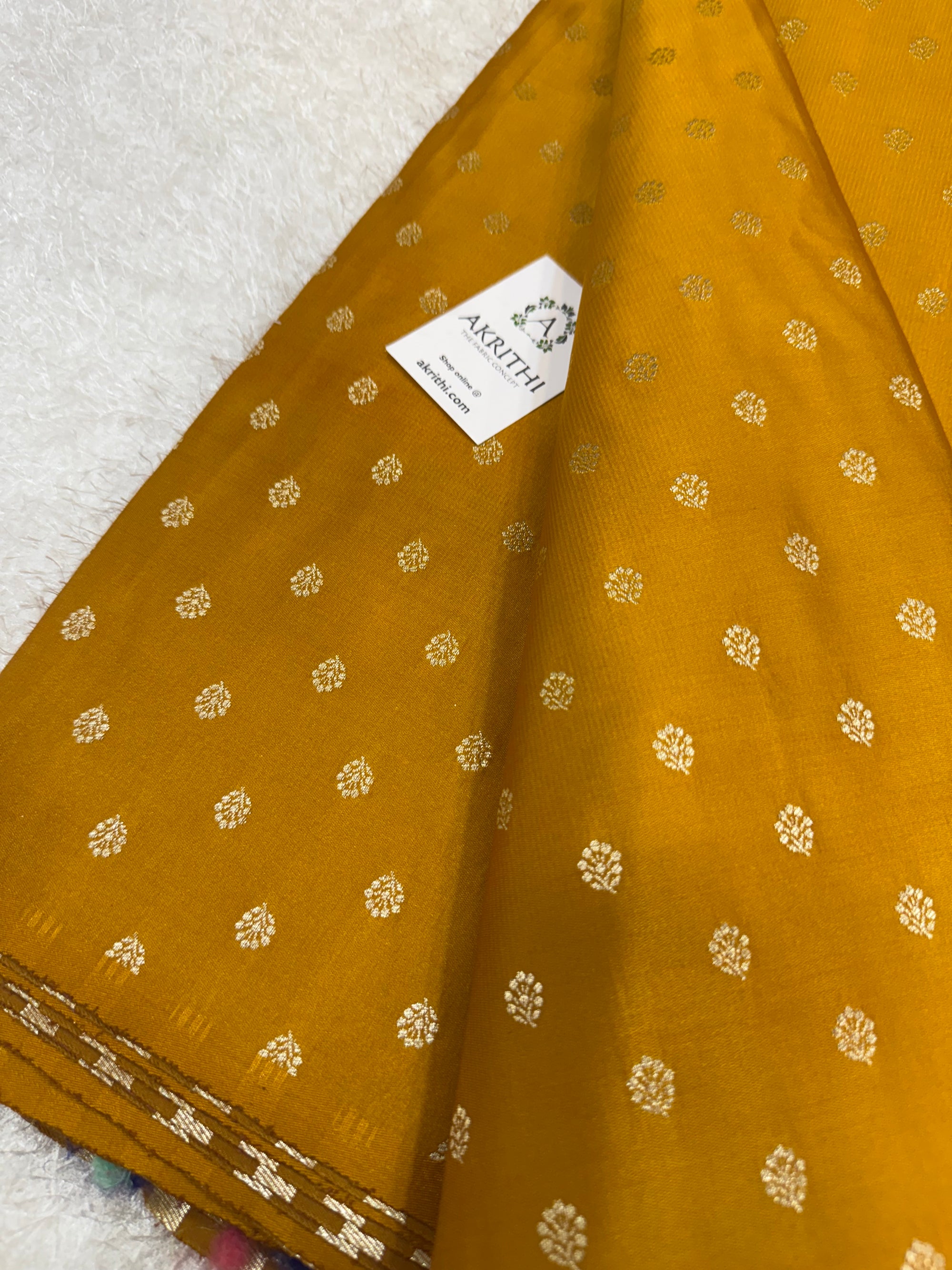 Pure Banarasi brocade butti fabric