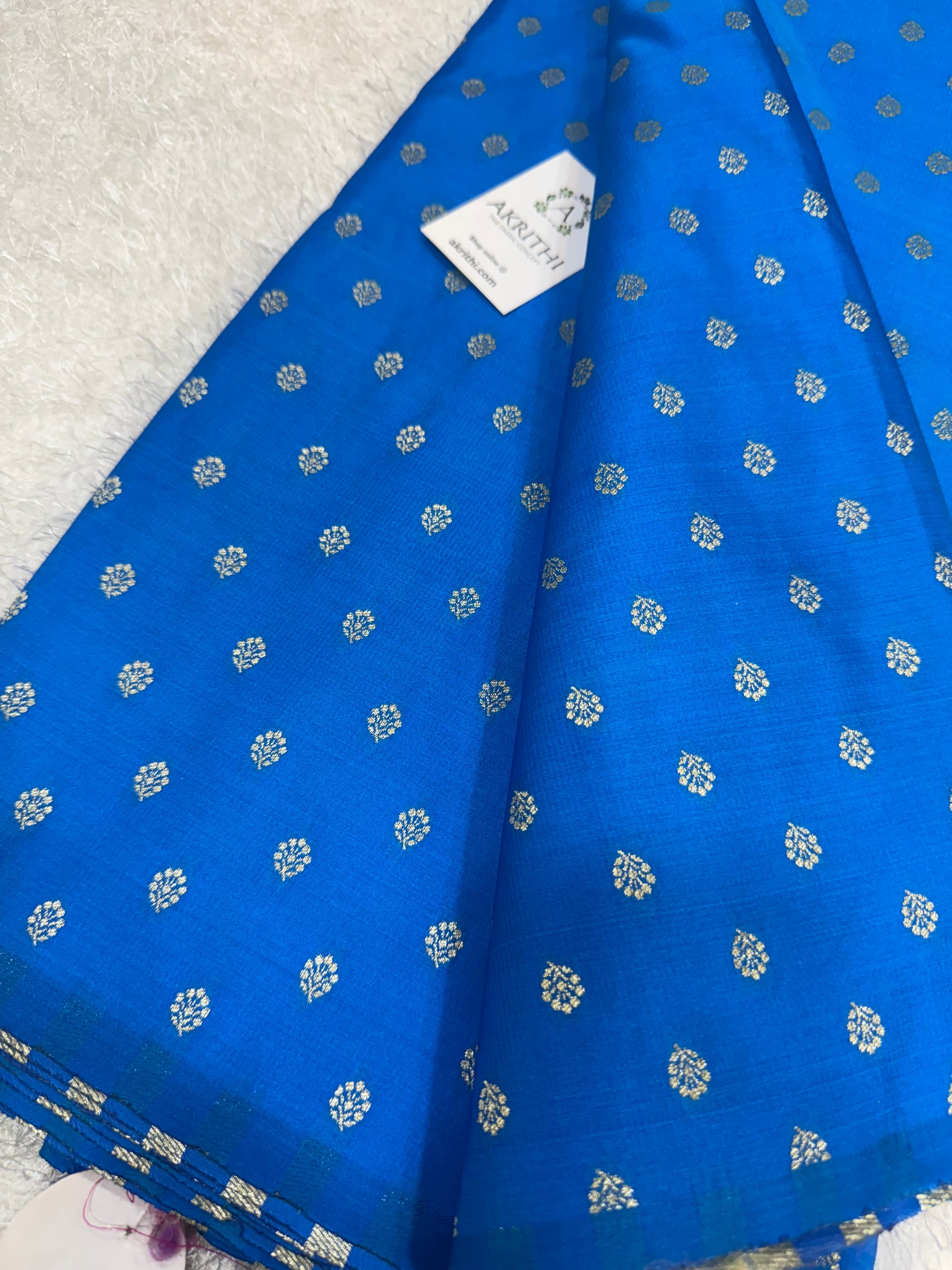 Pure Banarasi brocade butti fabric