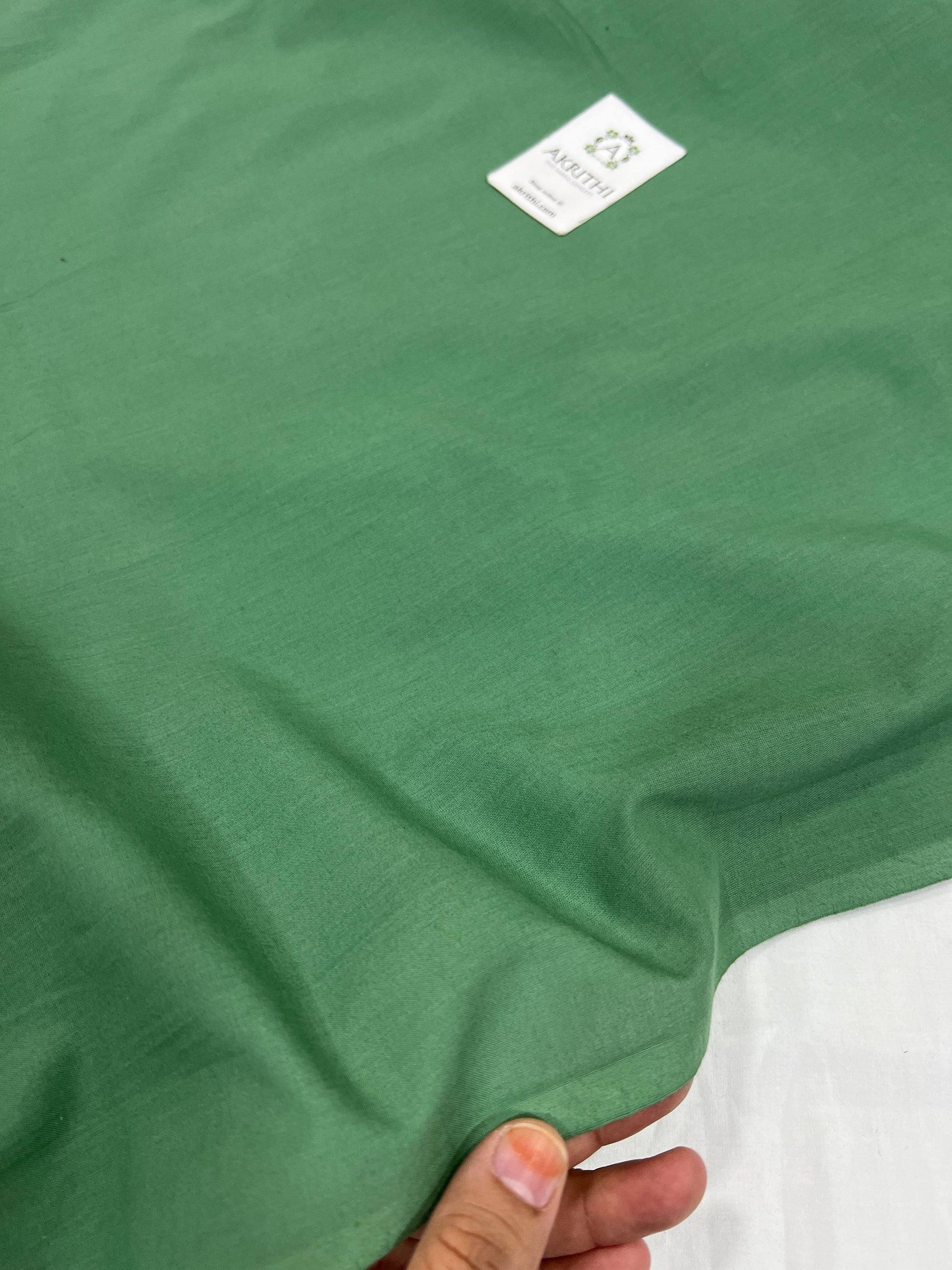Plain pure cambric cotton fabric