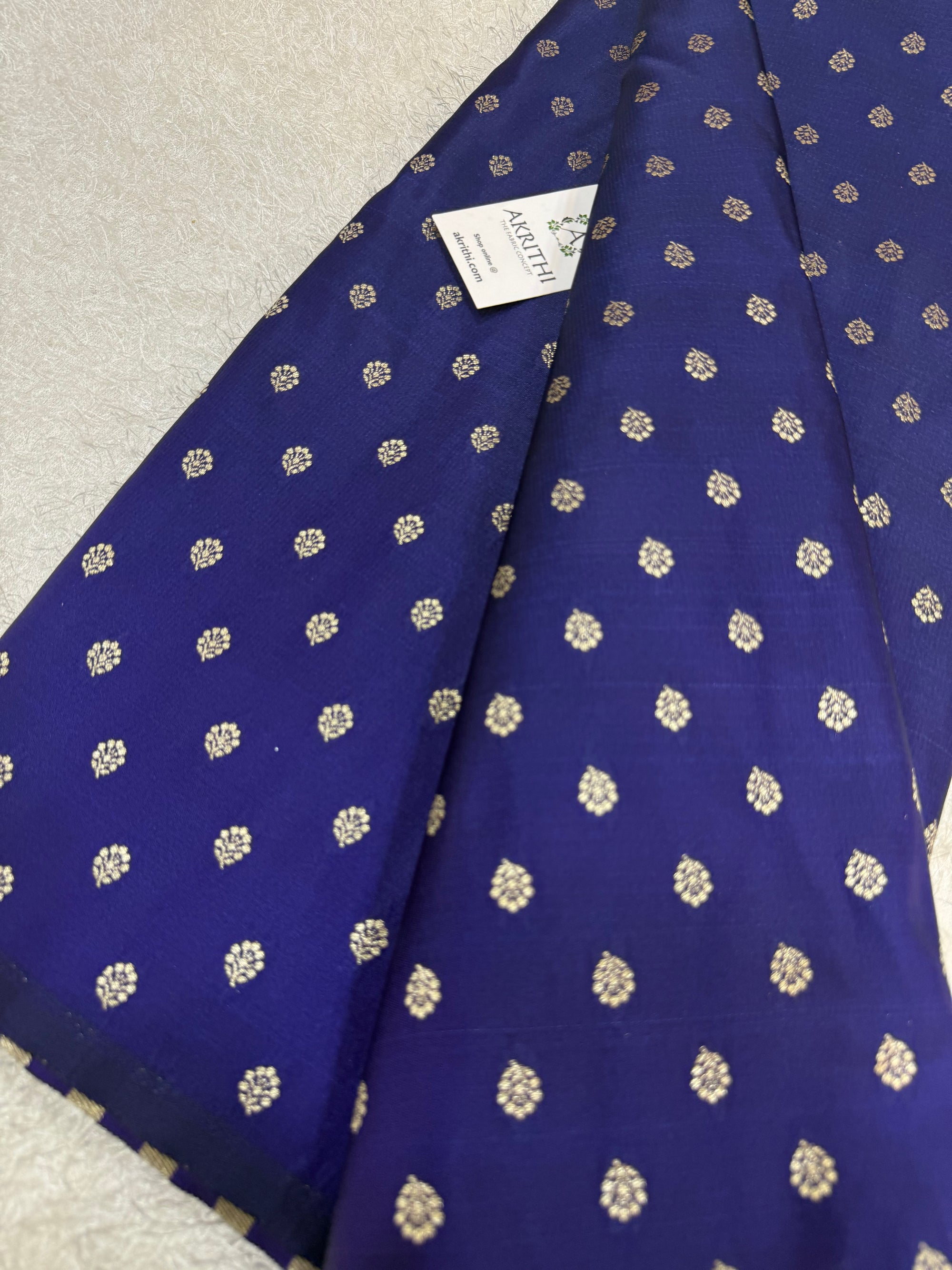 Pure Banarasi brocade butti fabric