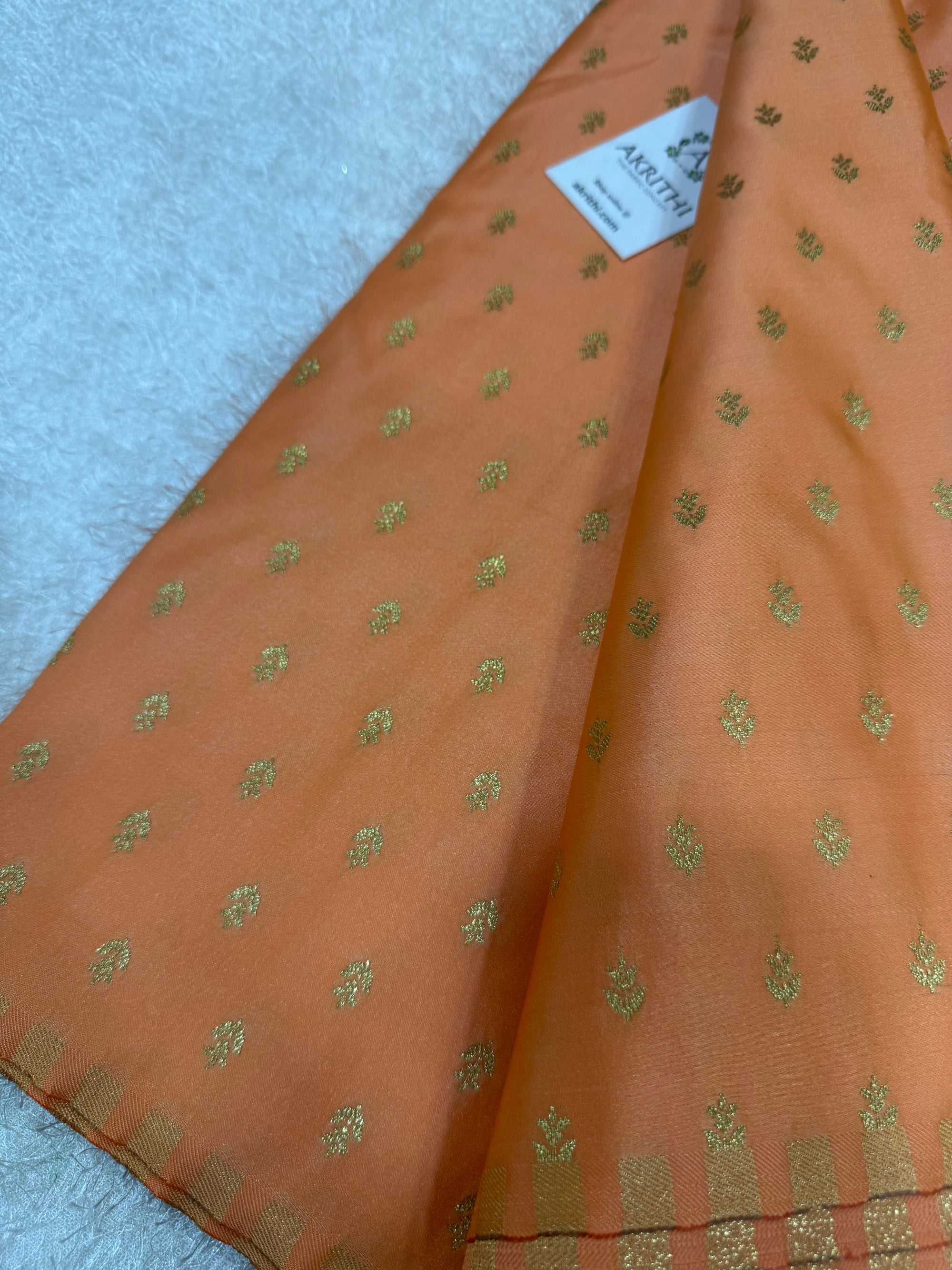 Pure Banarasi brocade butti fabric