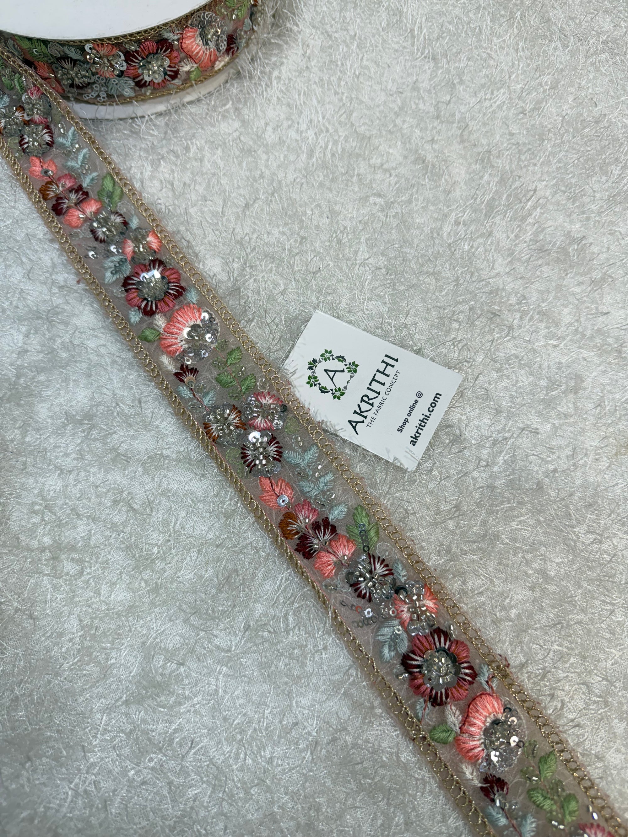 Embroidered lace 9 metres roll