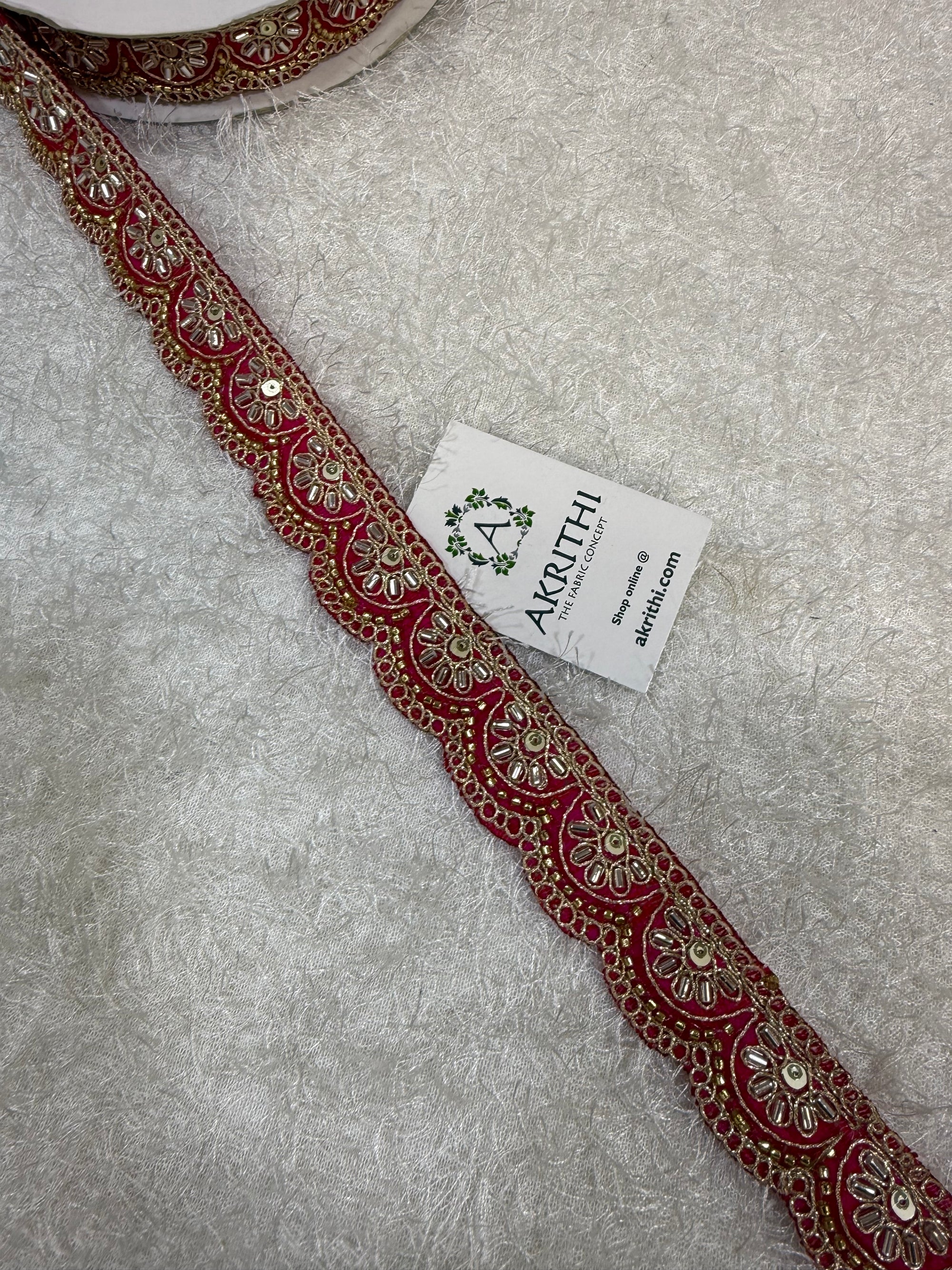 Embroidered lace 9 metres roll