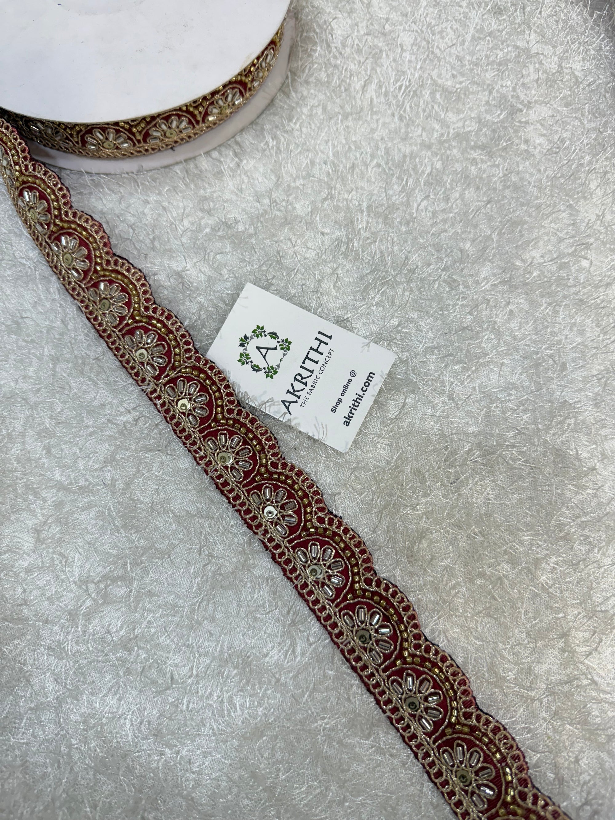 Embroidered lace 9 metres roll