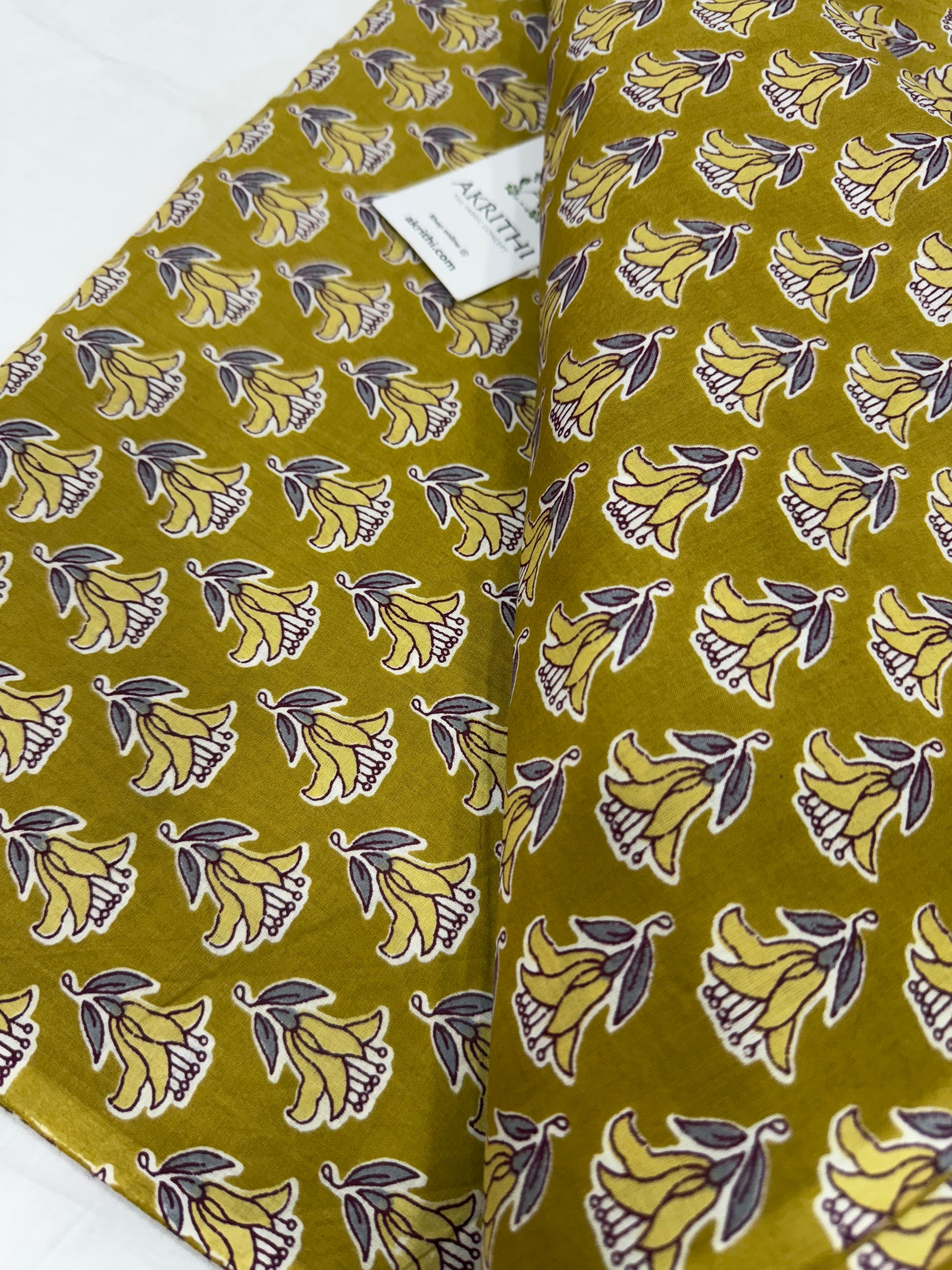 Printed pure cotton fabric