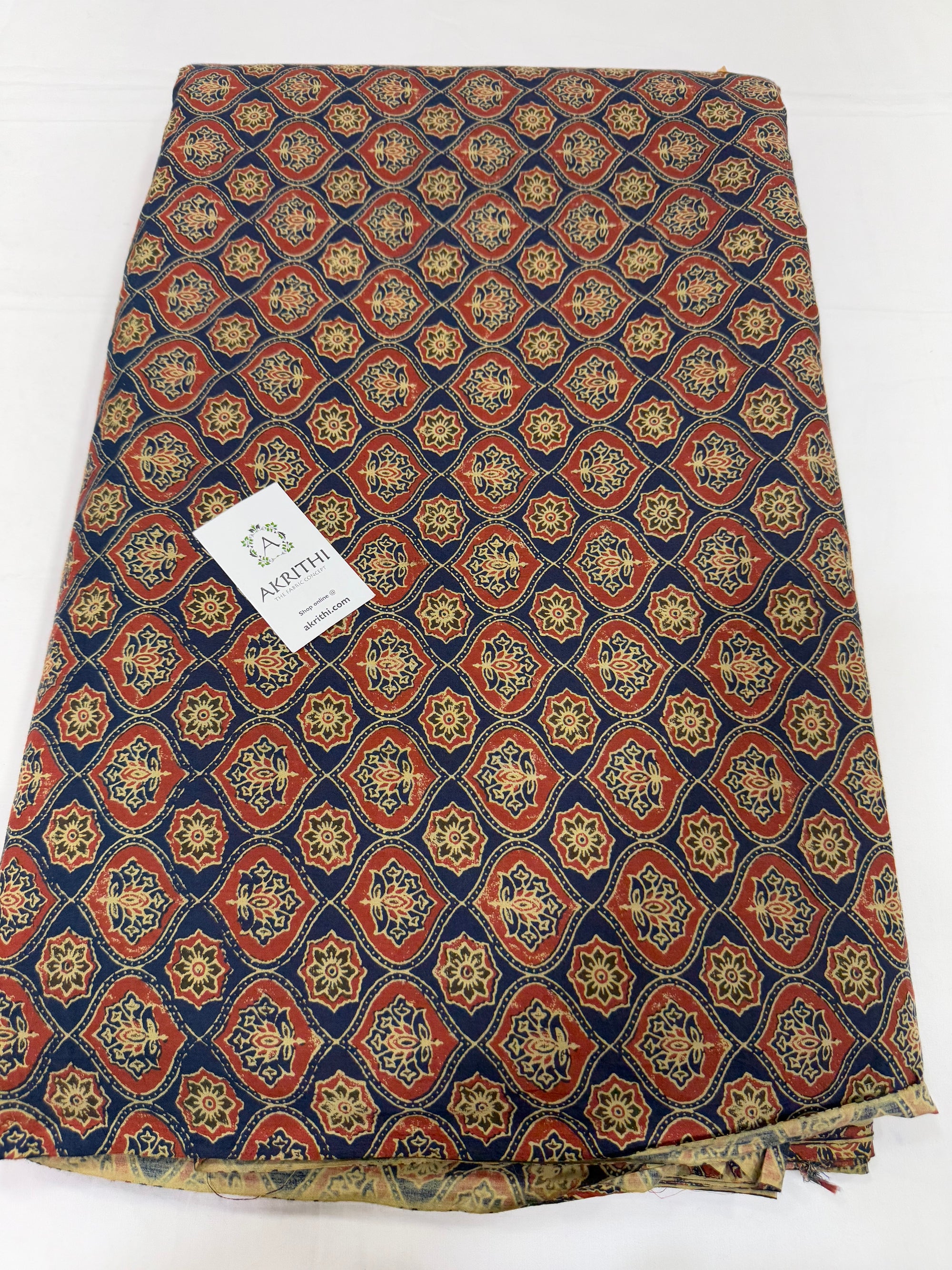 Printed pure cotton fabric