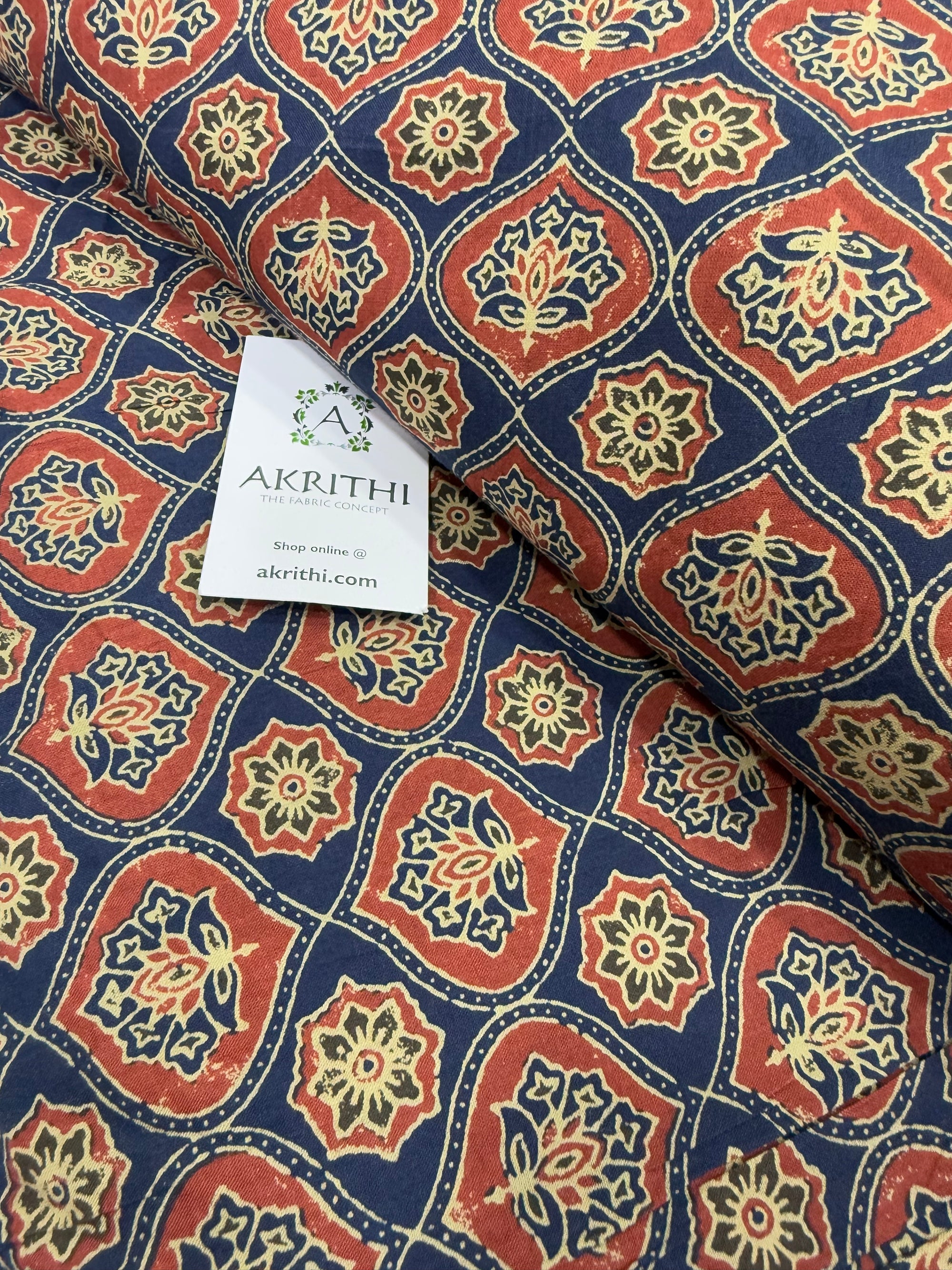 Printed pure cotton fabric