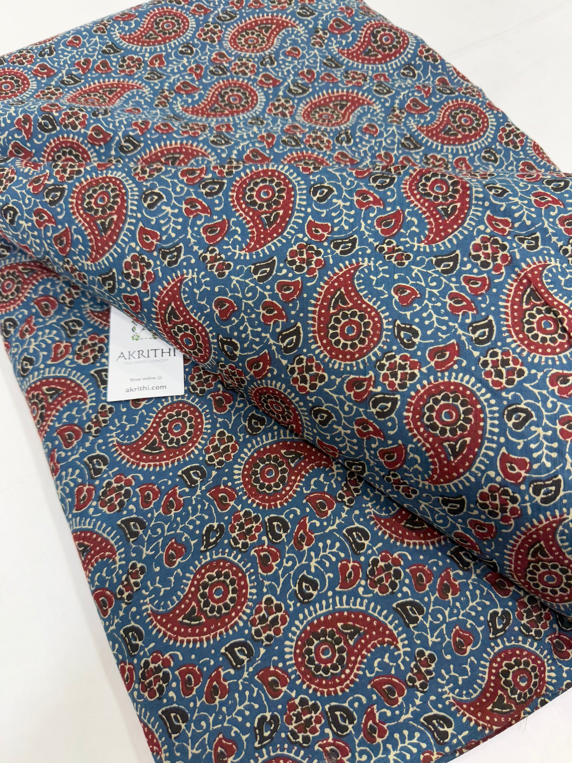 Printed pure cotton fabric