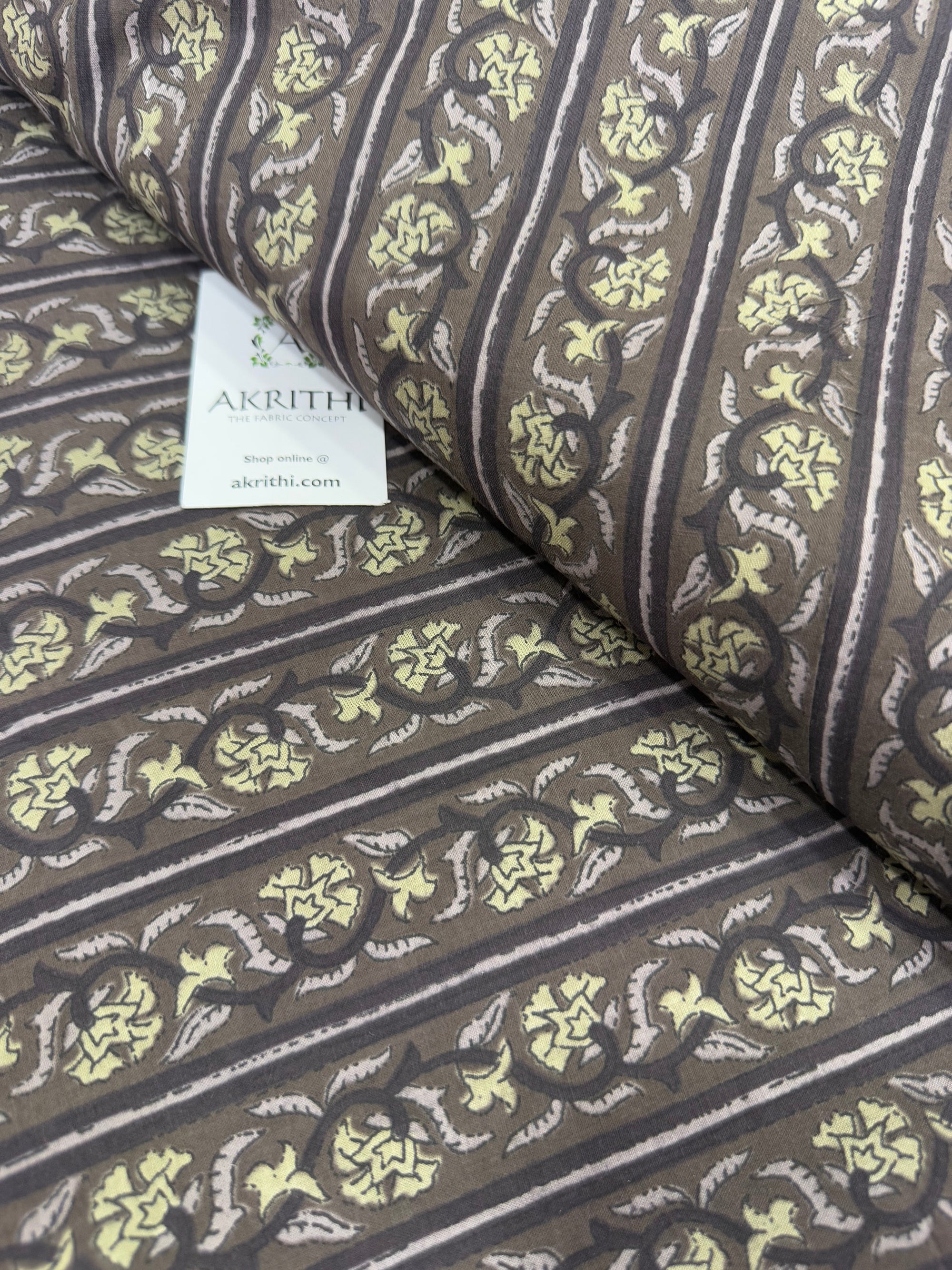 Printed pure cotton fabric