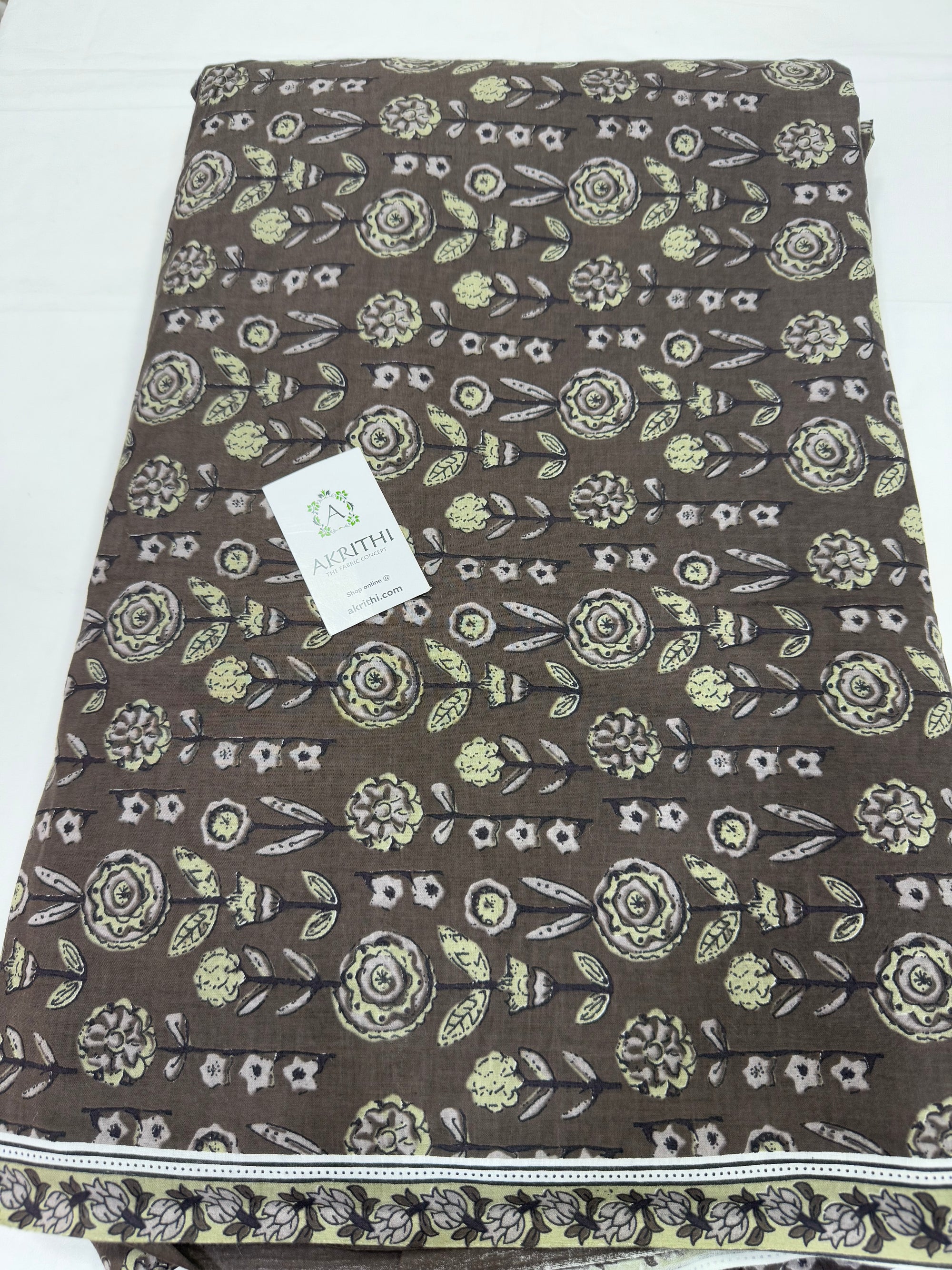 Printed pure cotton fabric