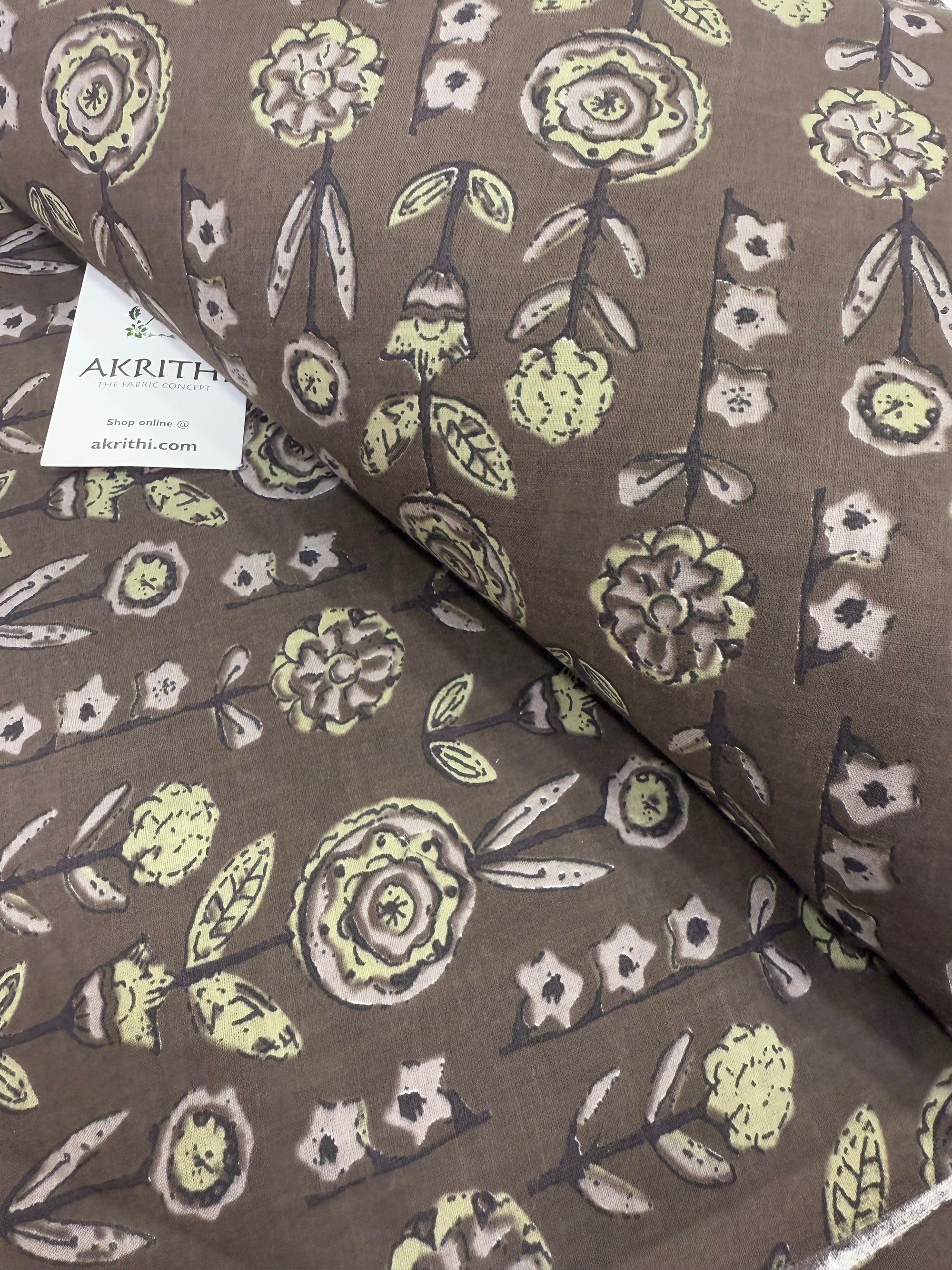 Printed pure cotton fabric