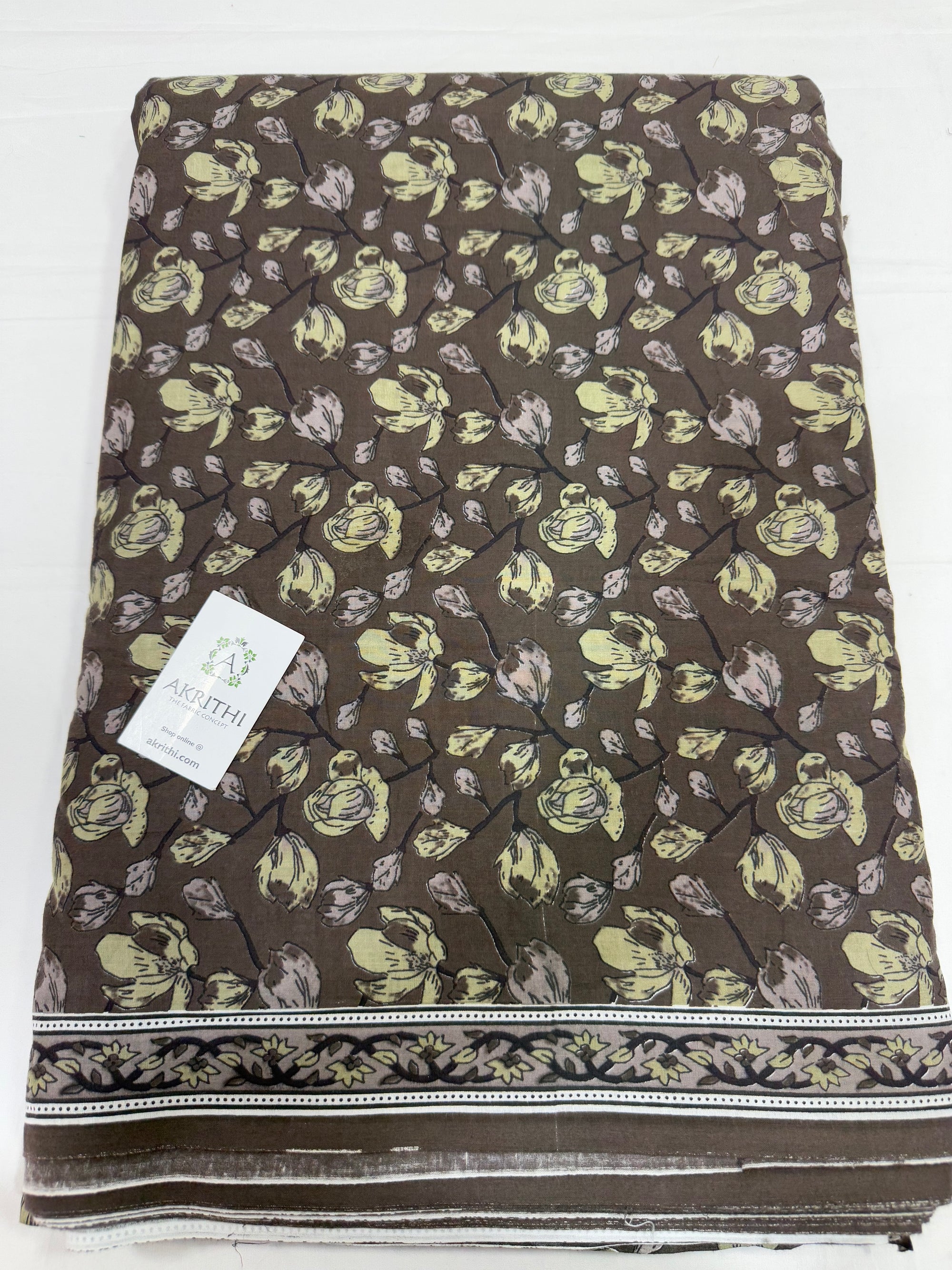 Printed pure cotton fabric