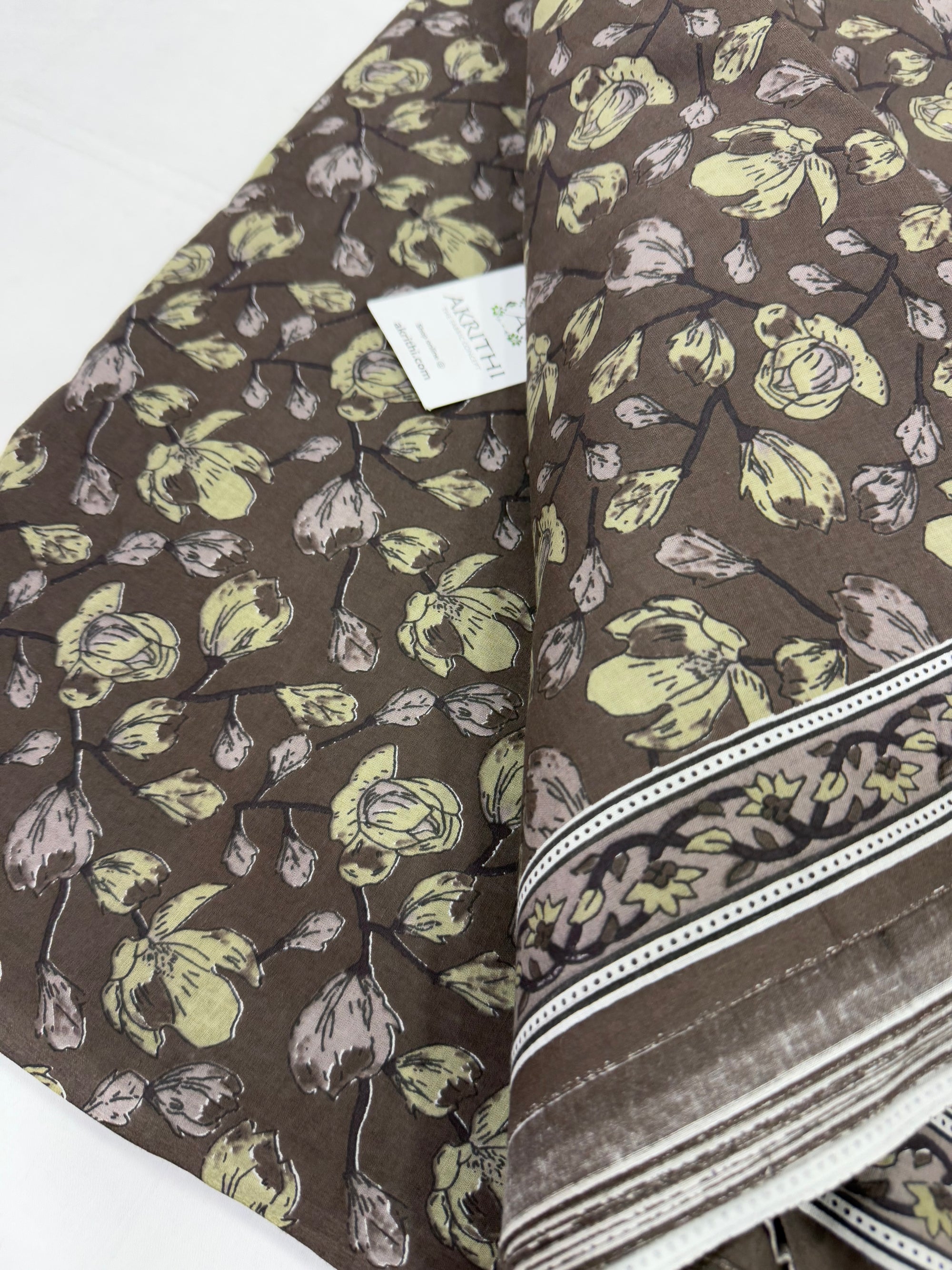 Printed pure cotton fabric
