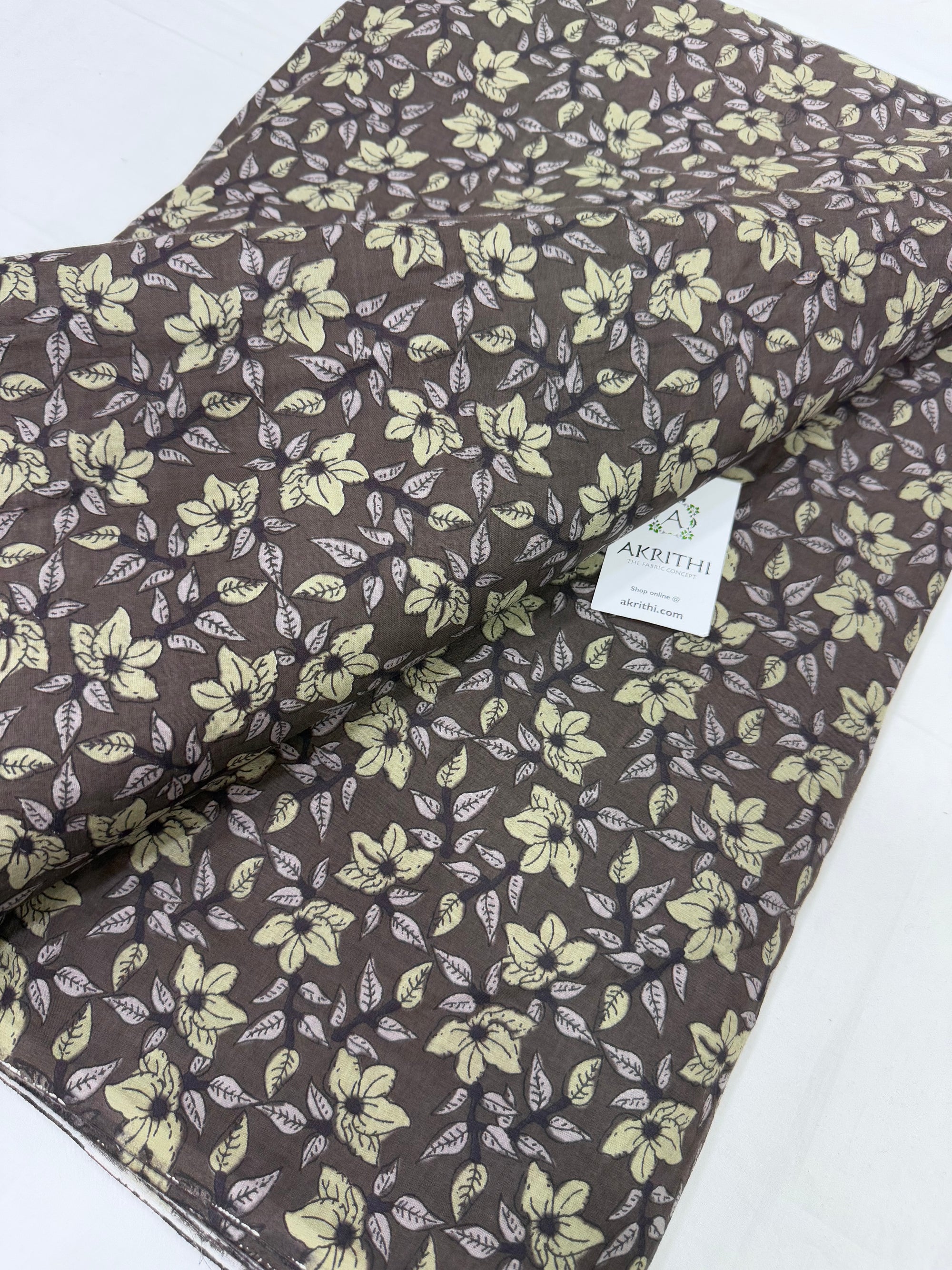 Printed pure cotton fabric