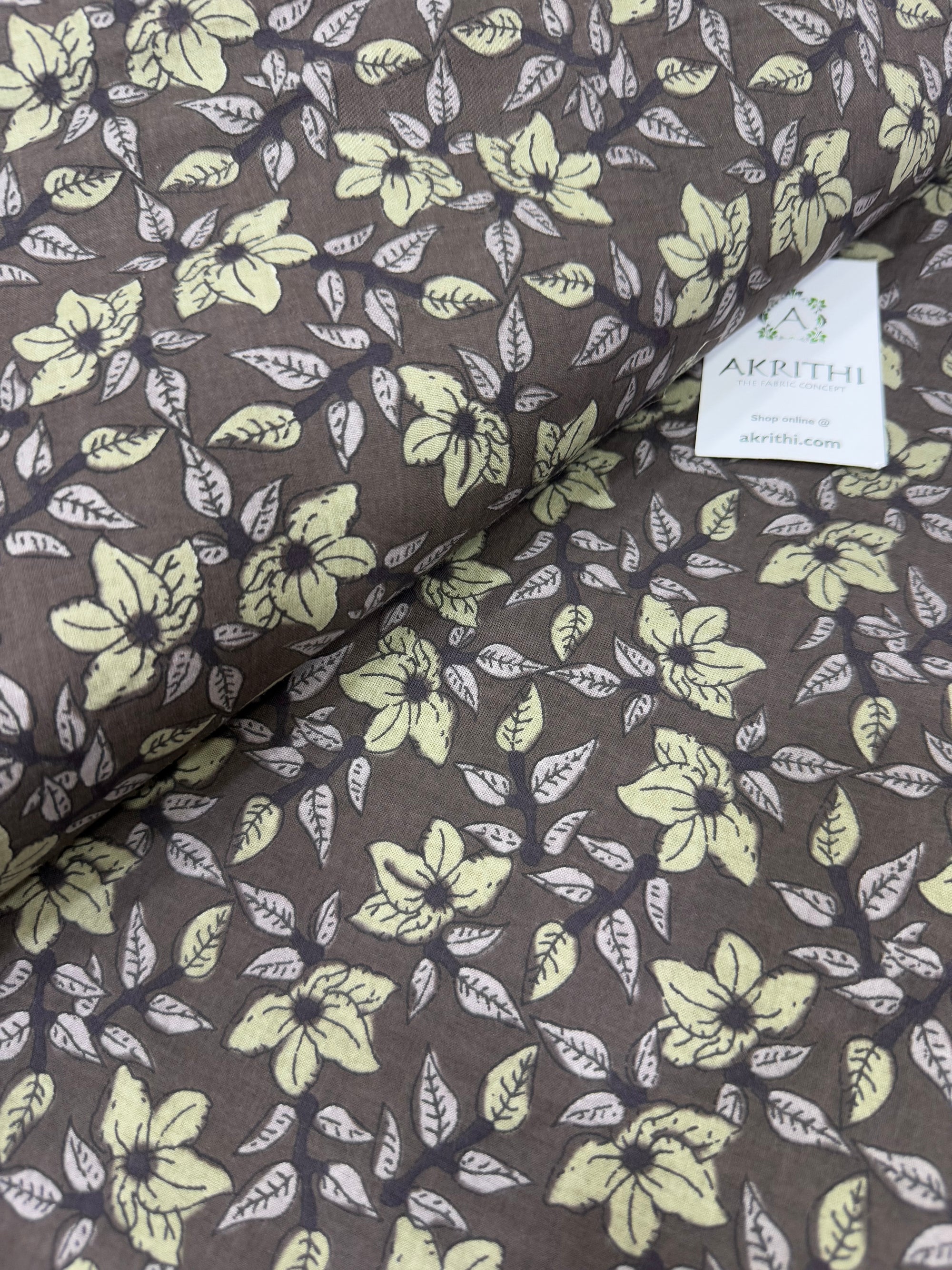 Printed pure cotton fabric