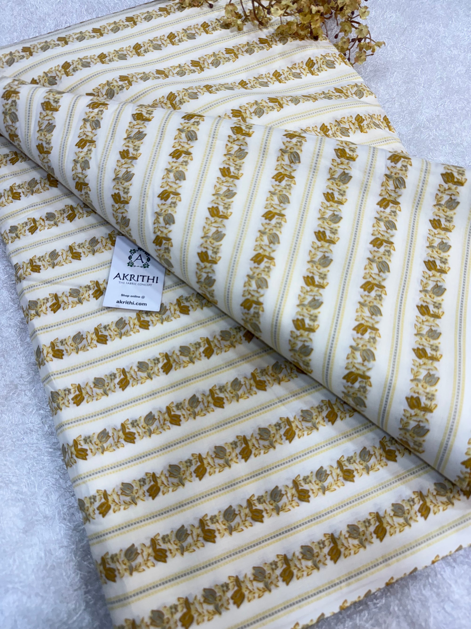 Printed pure cotton fabric