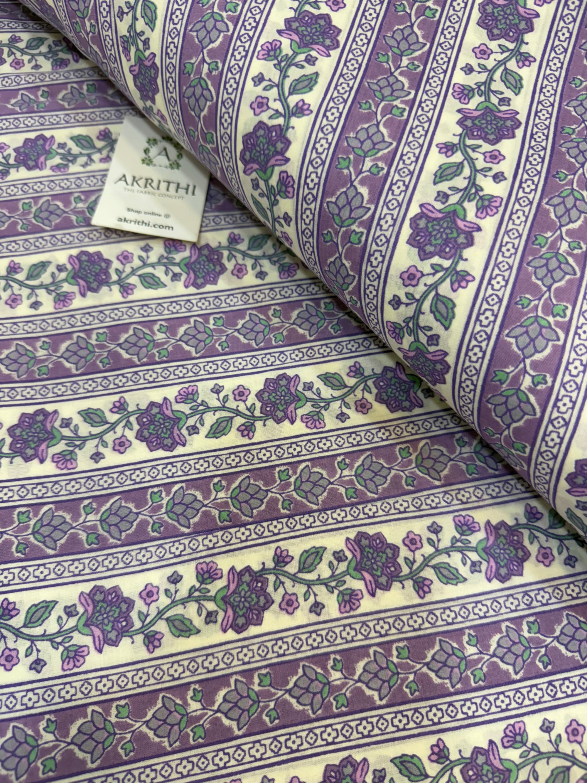 Printed pure cotton fabric