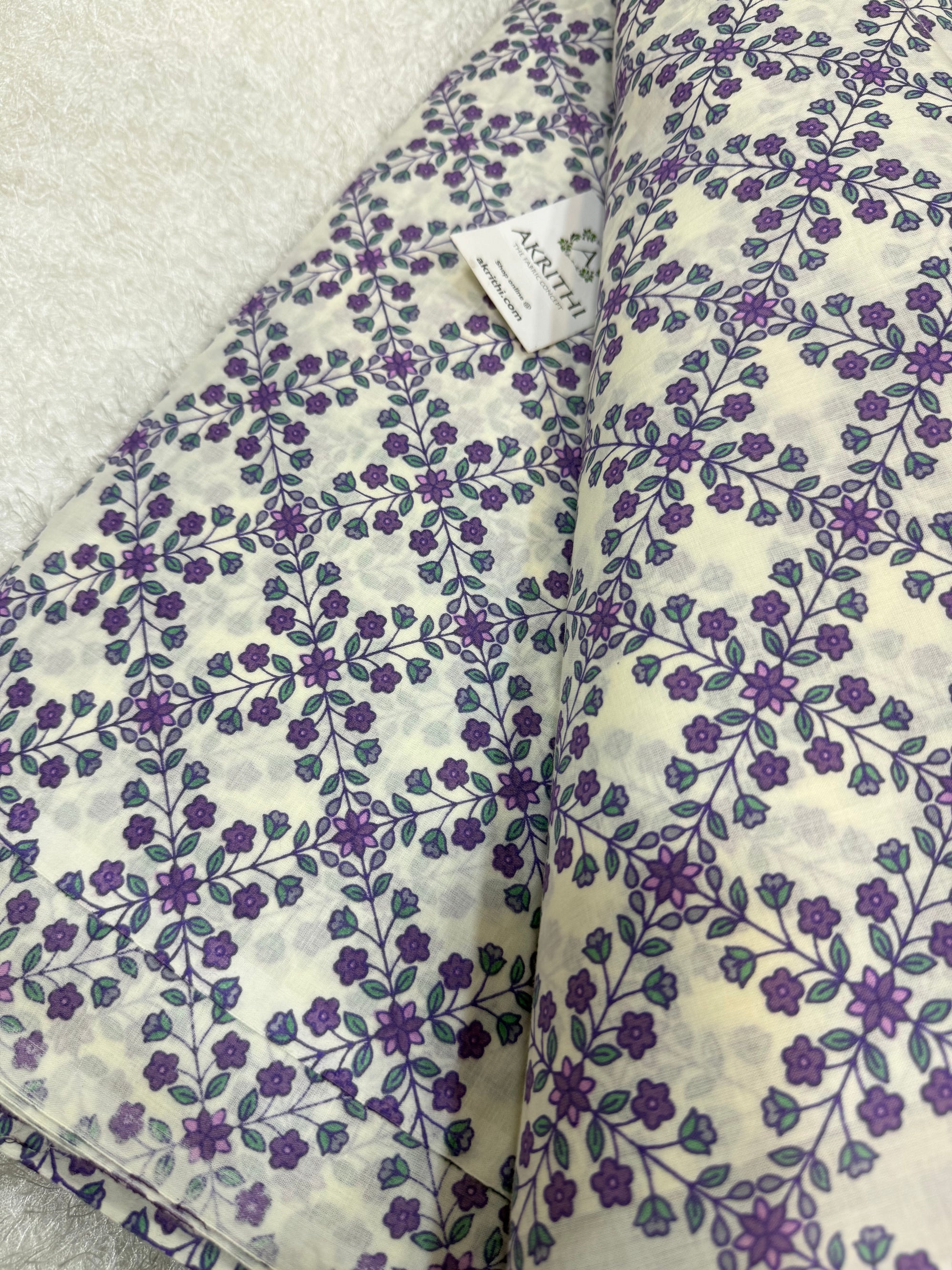 Printed pure cotton fabric