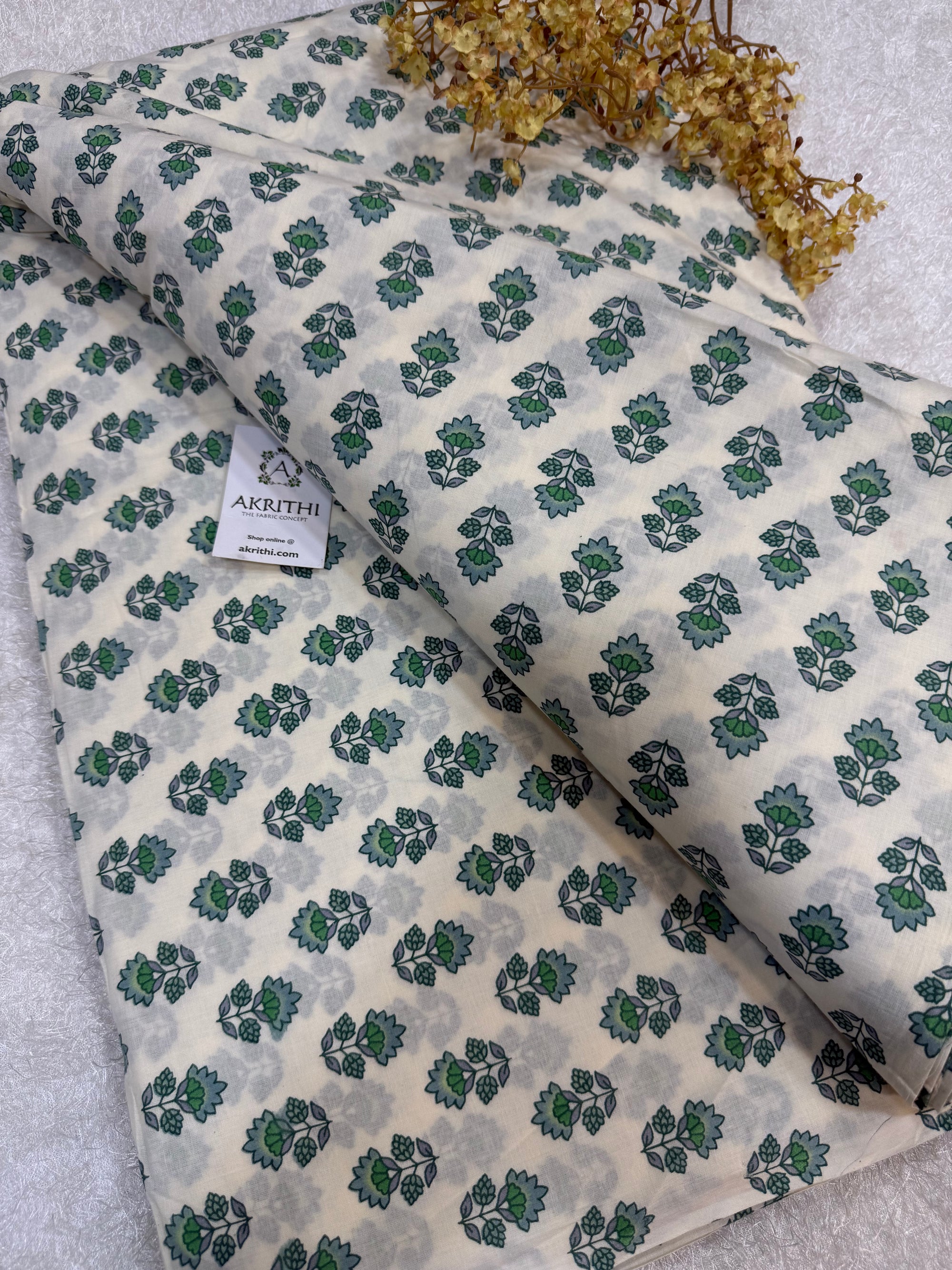 Printed pure cotton fabric