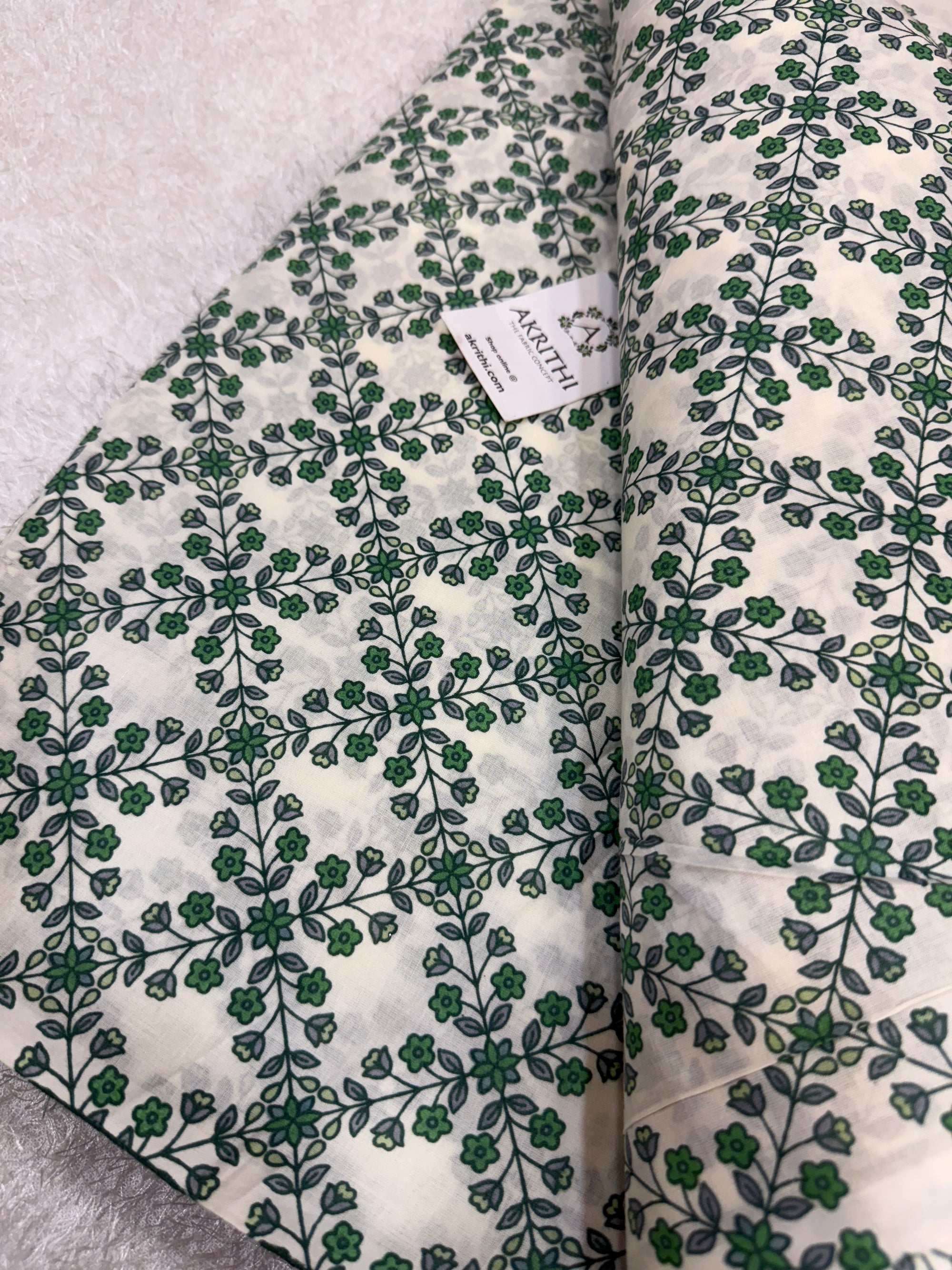 Printed pure cotton fabric