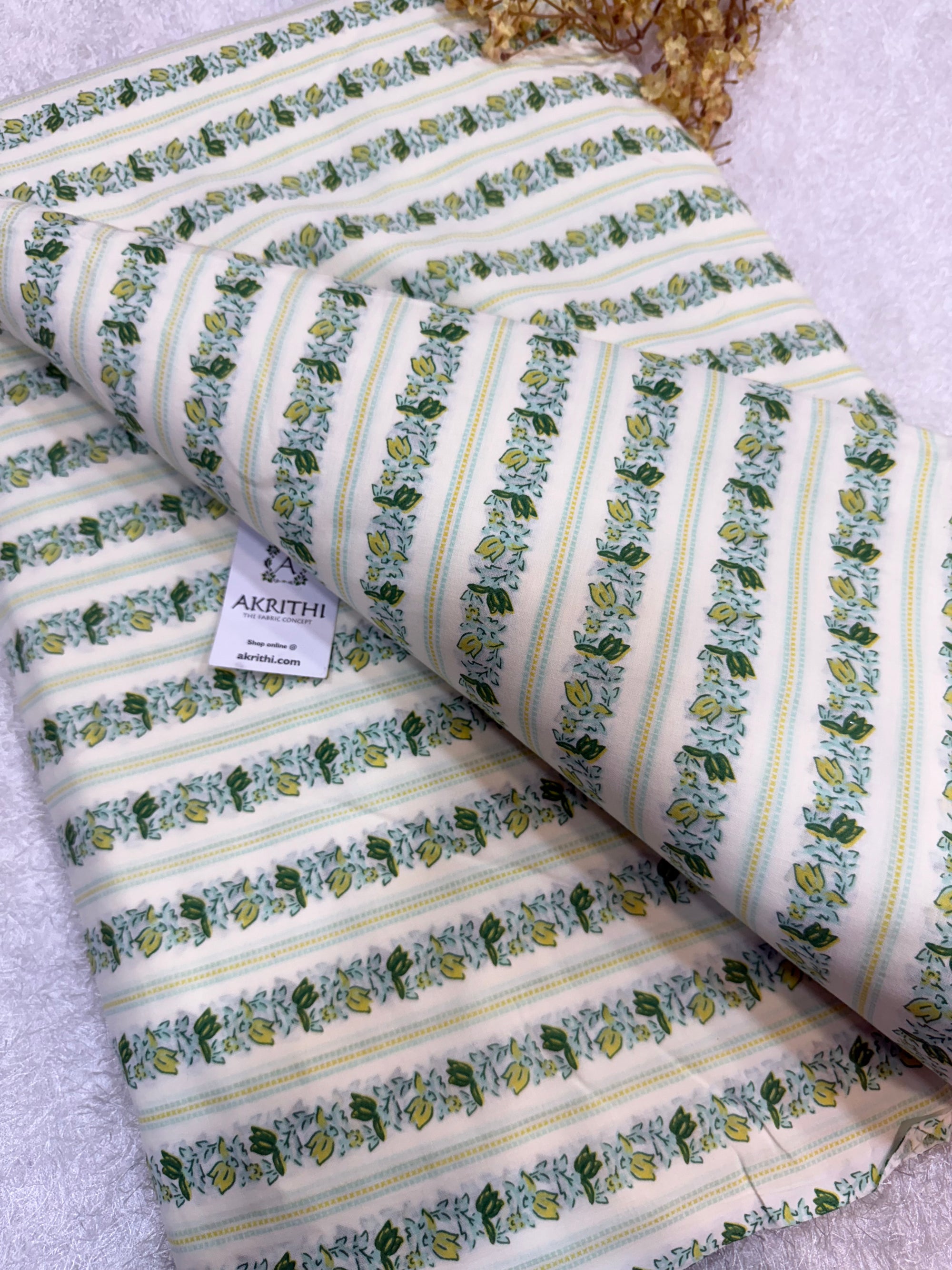 Printed pure cotton fabric