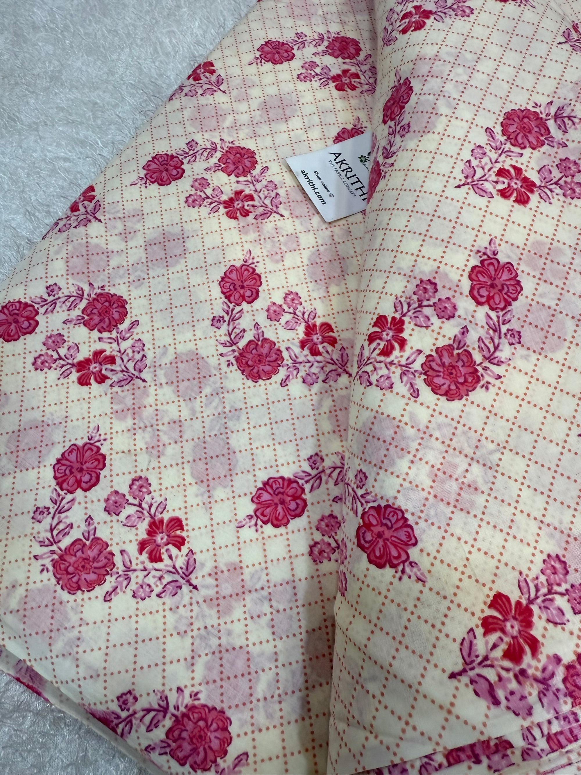 Printed pure cotton fabric