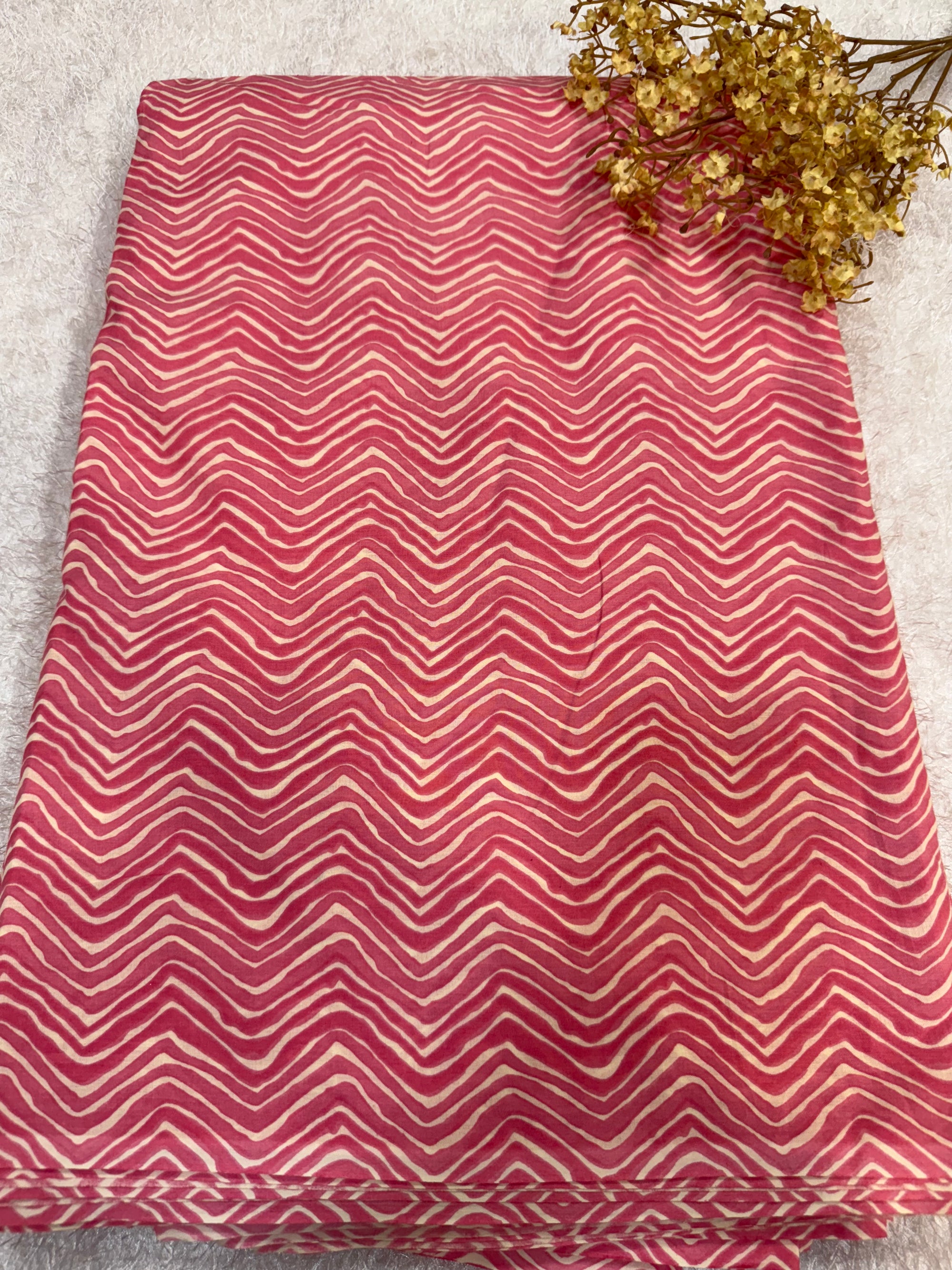 Printed pure cotton fabric
