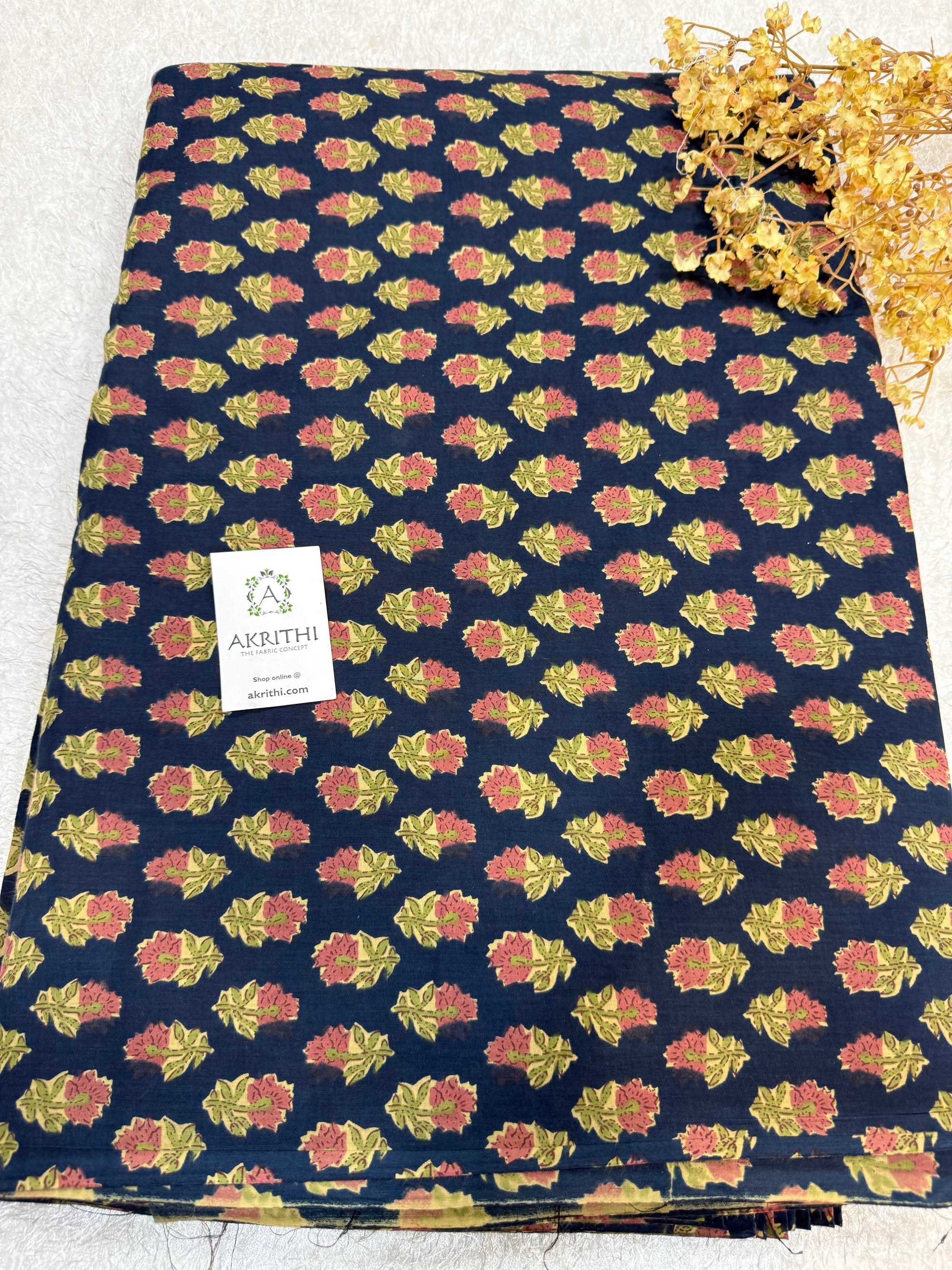 Printed pure cotton fabric