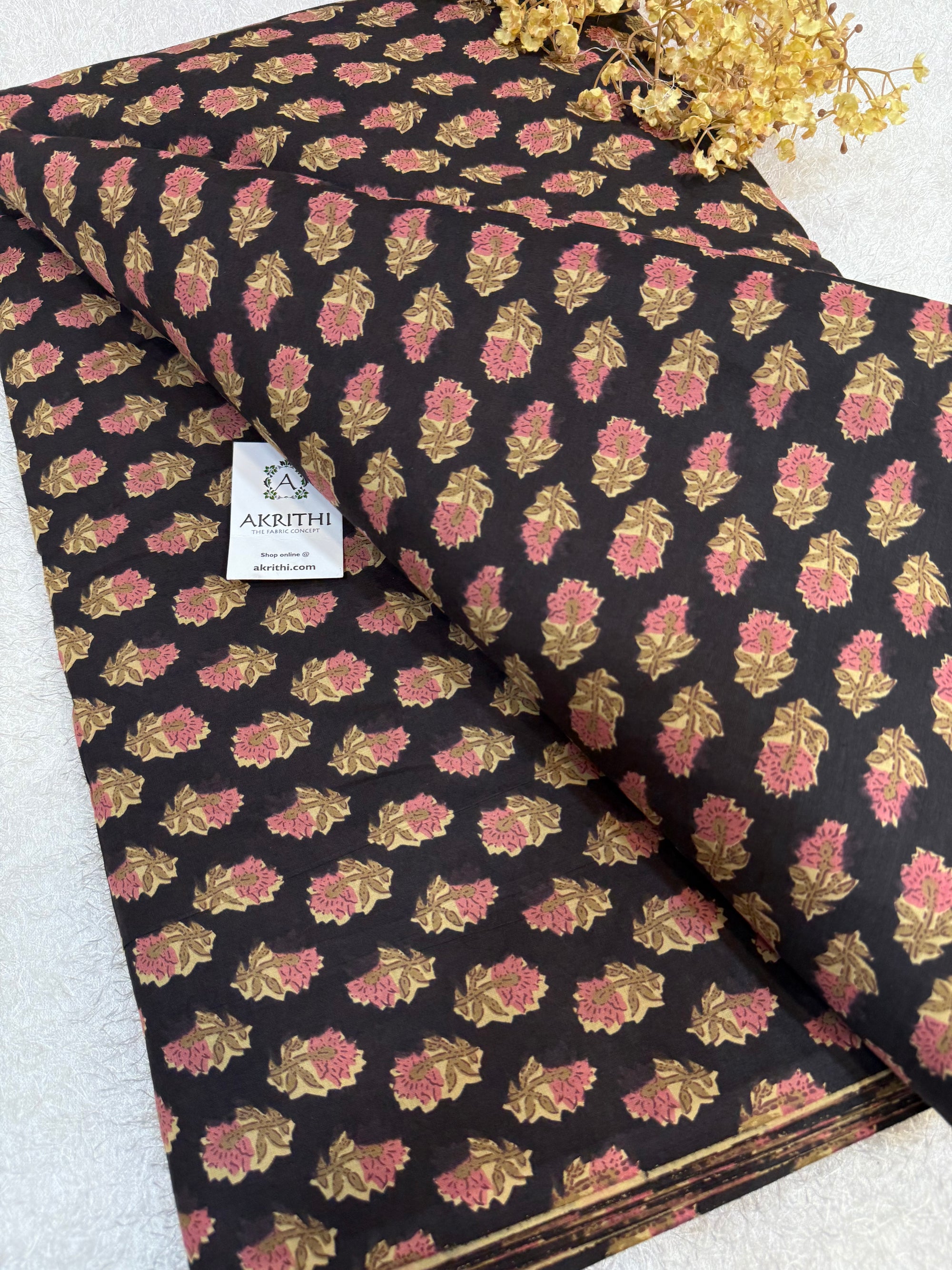 Printed pure cotton fabric