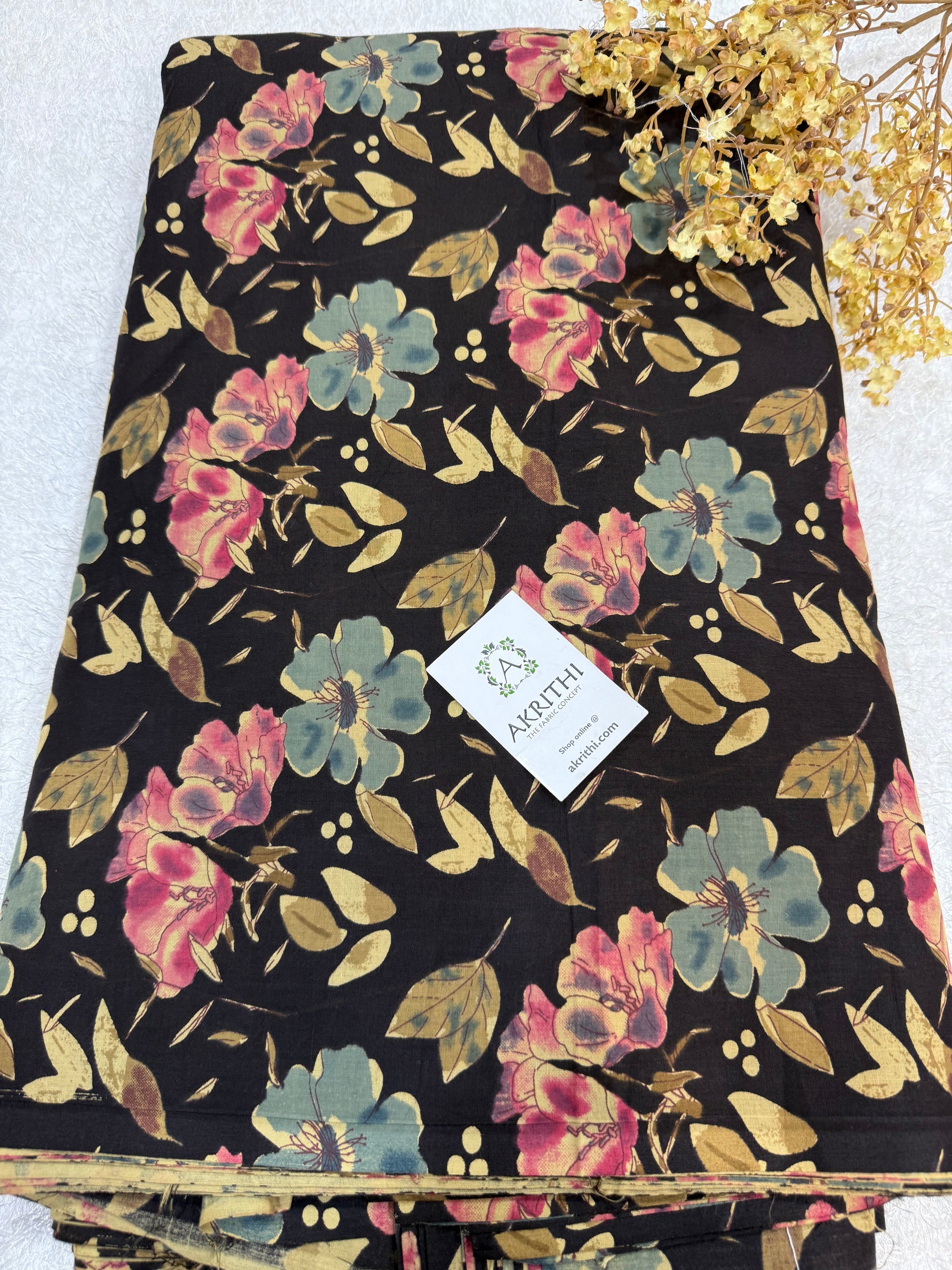 Printed pure cotton fabric