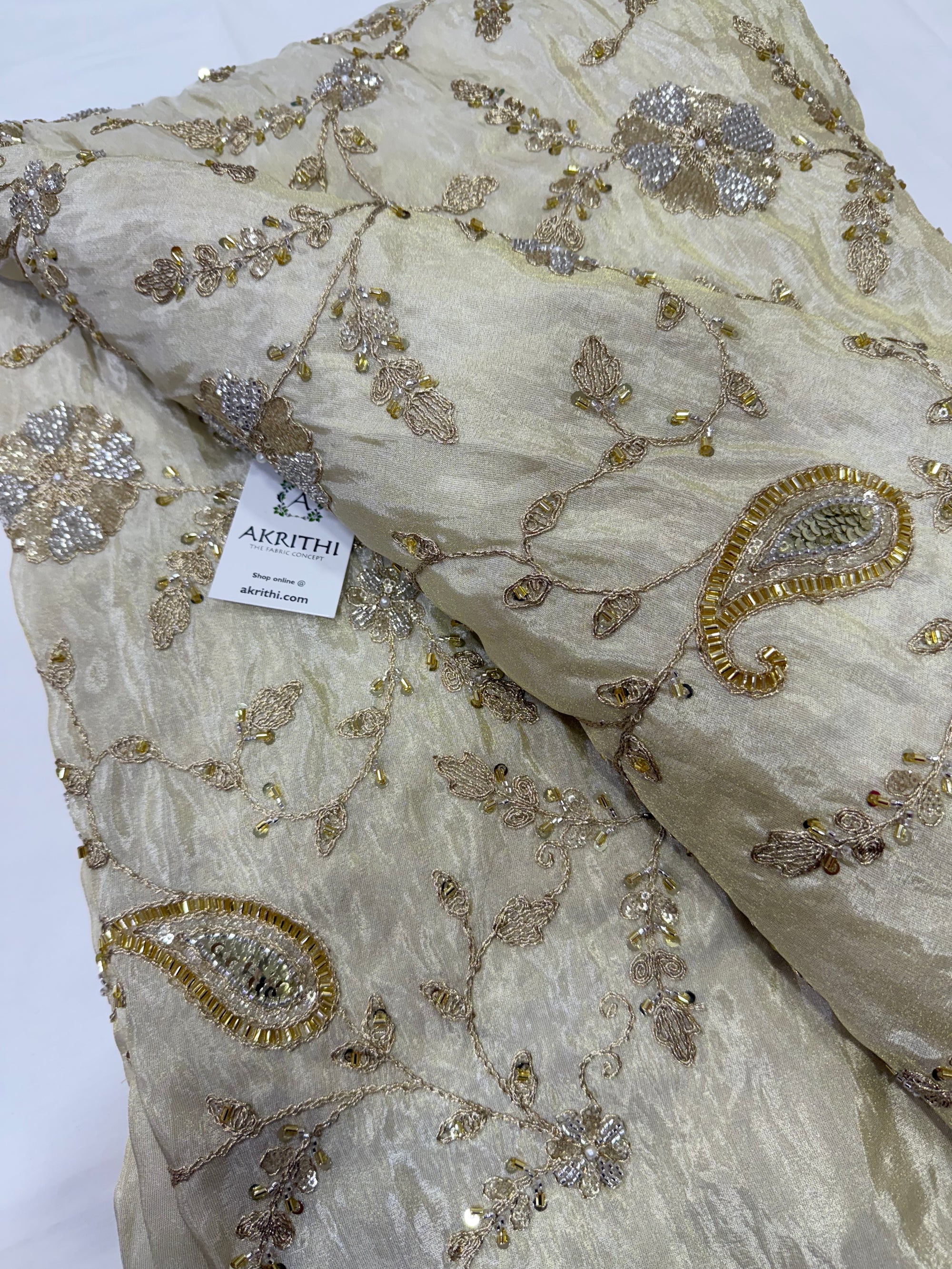 Dyeable Embroidered tissue fabric