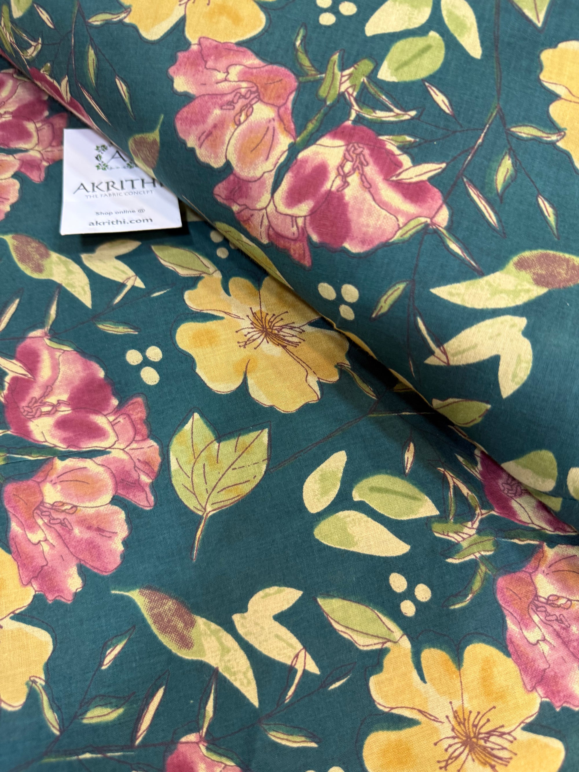 Printed pure cotton fabric