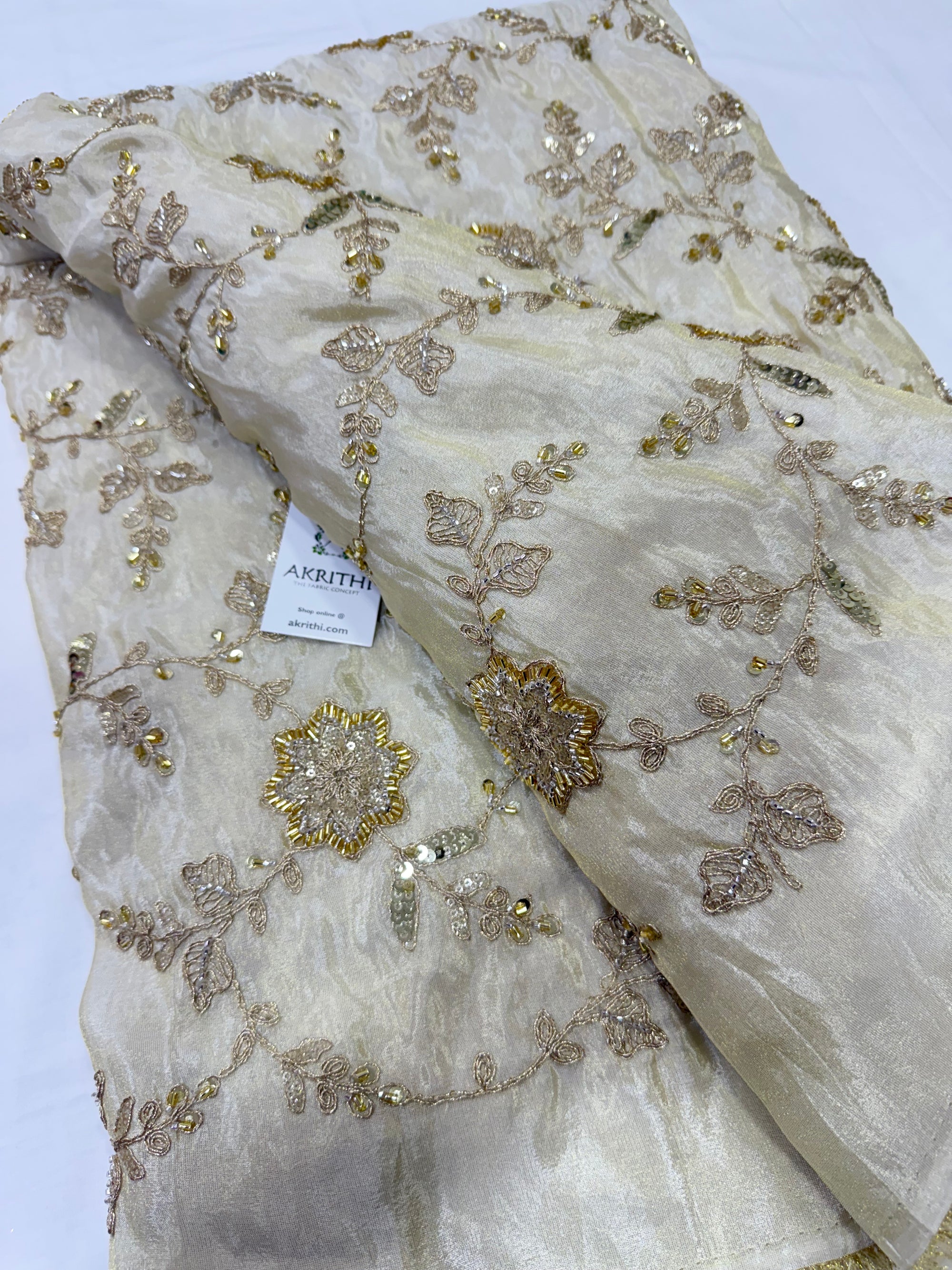 Dyeable Embroidered tissue fabric