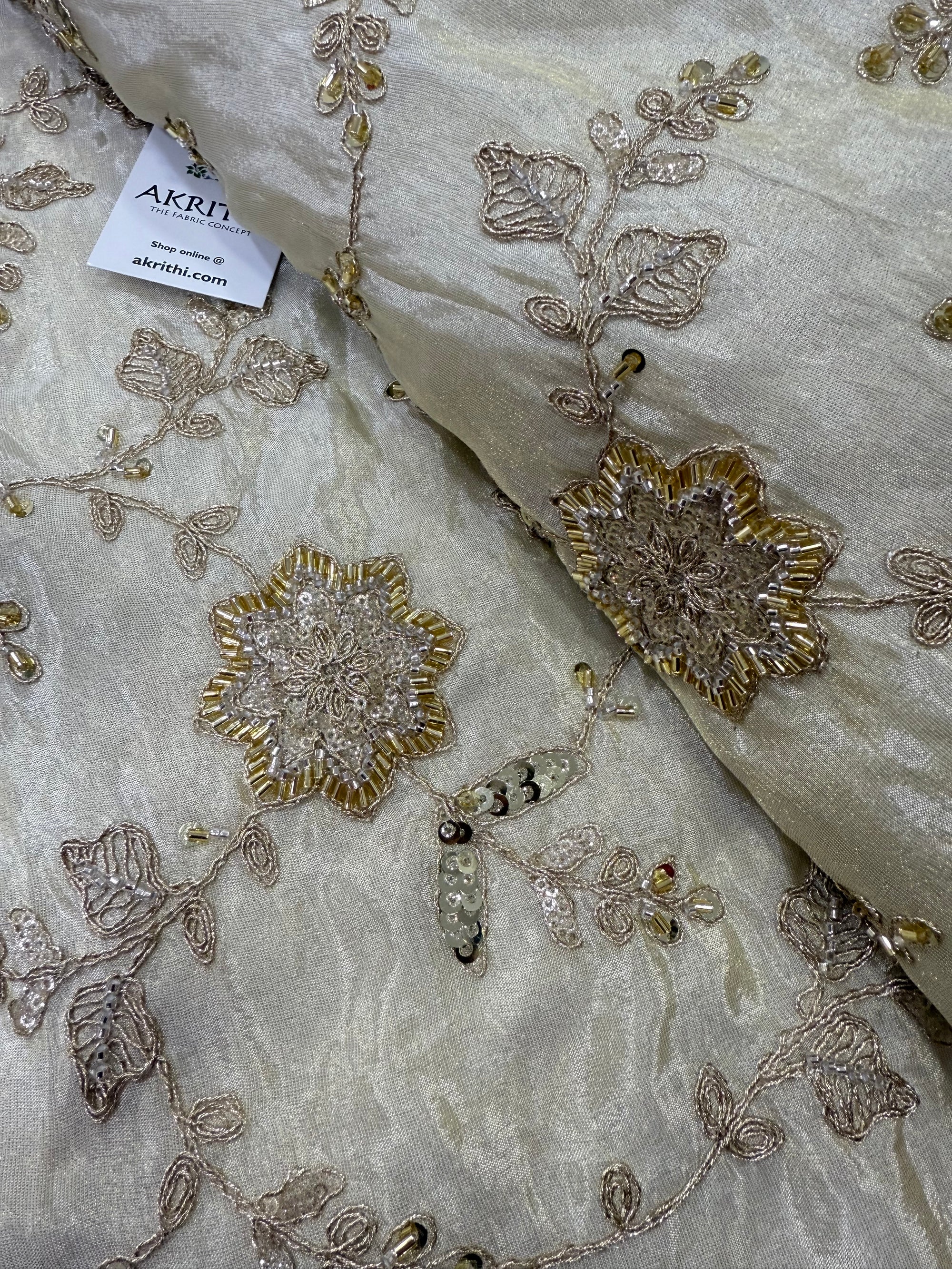Dyeable Embroidered tissue fabric