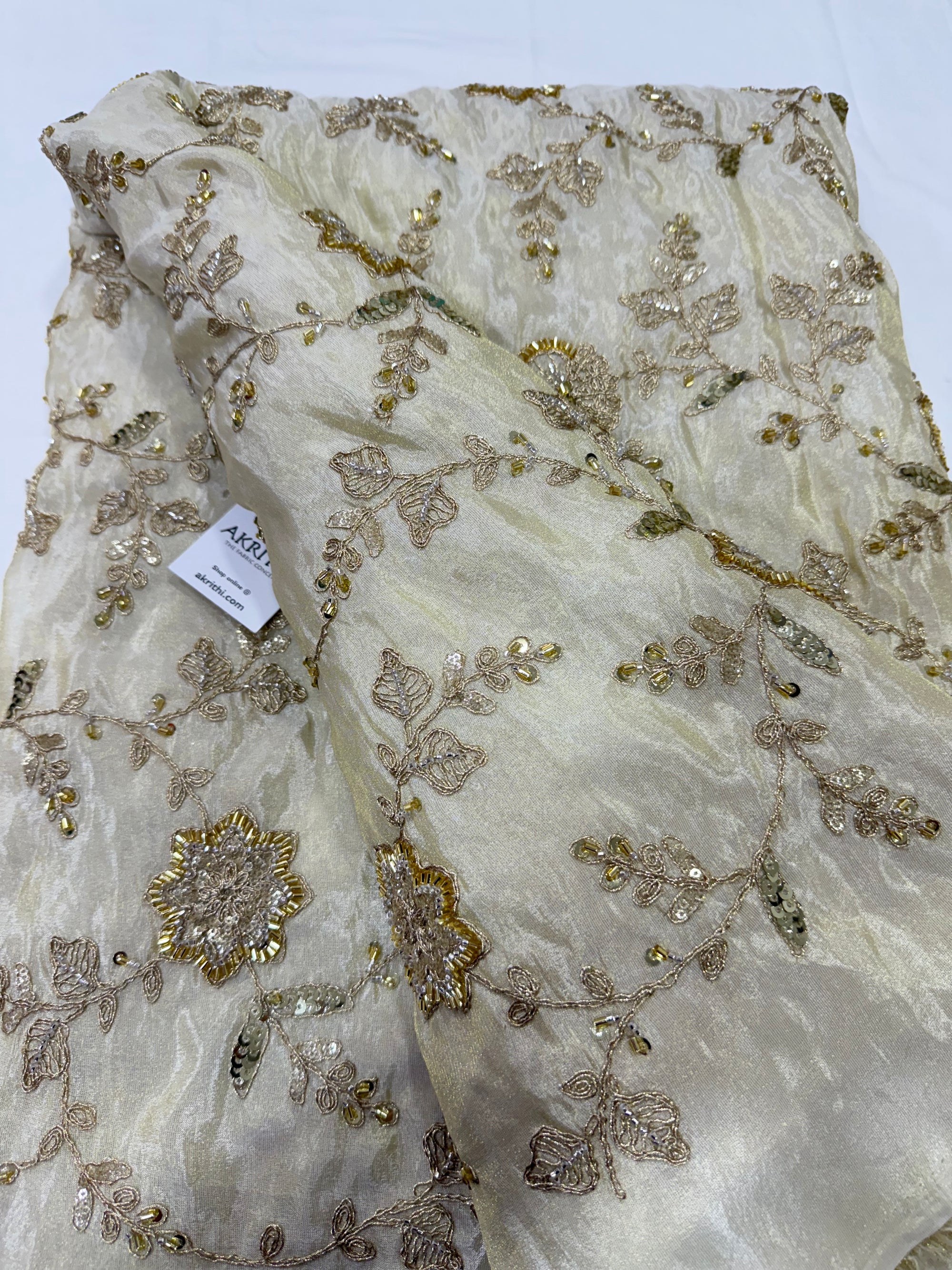 Dyeable Embroidered tissue fabric