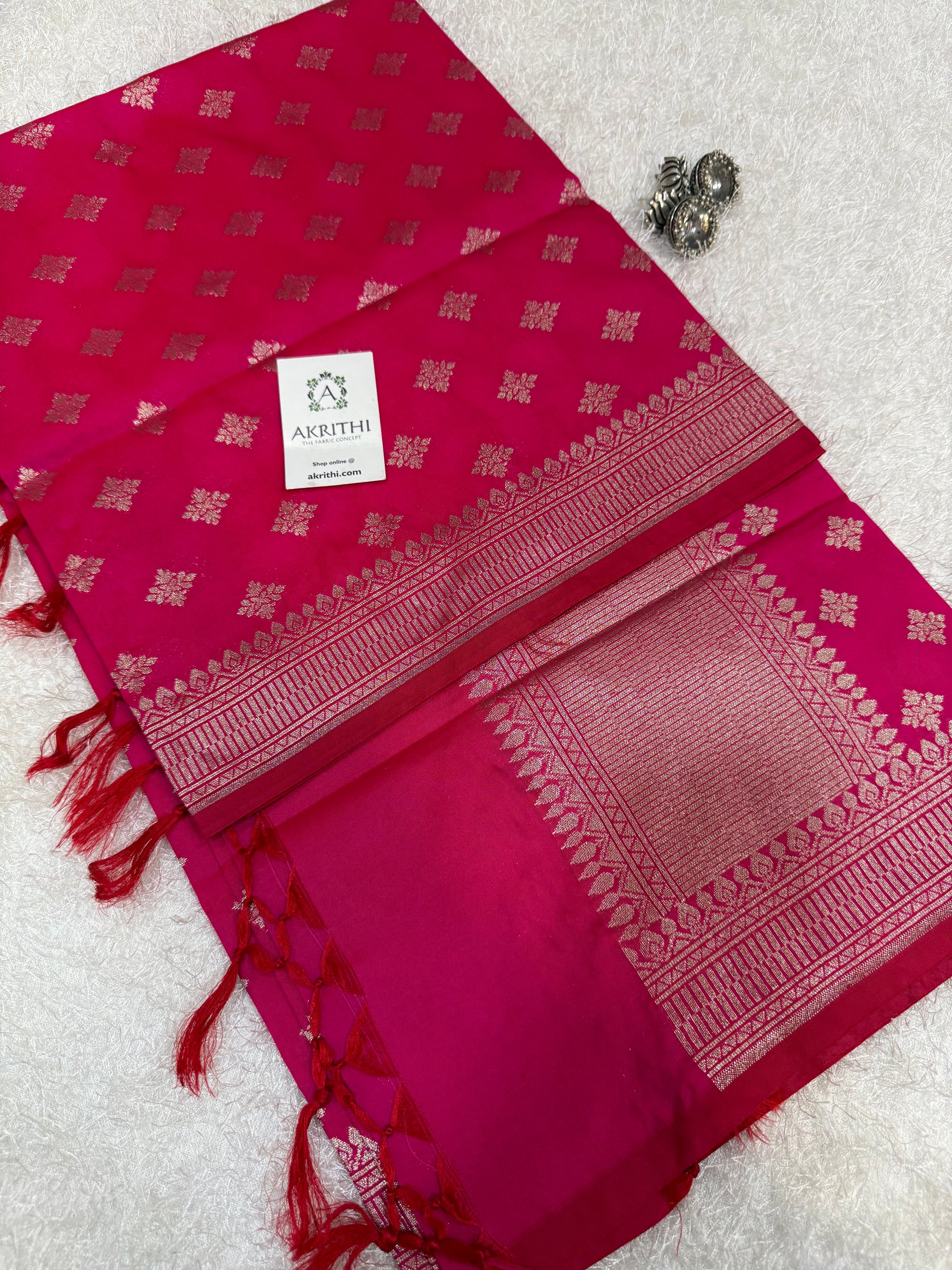 Pure banarasi dupatta
