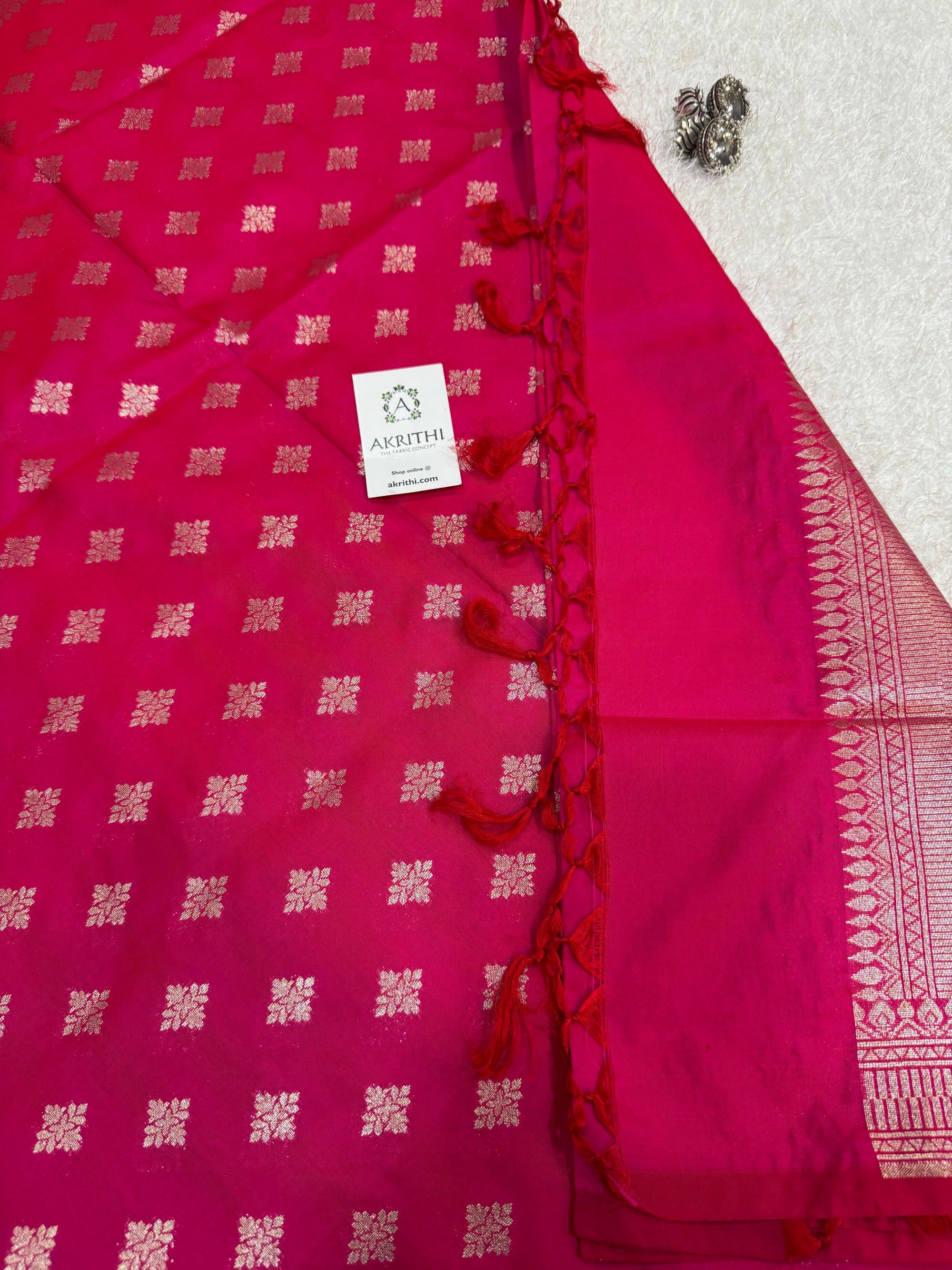 Pure banarasi dupatta