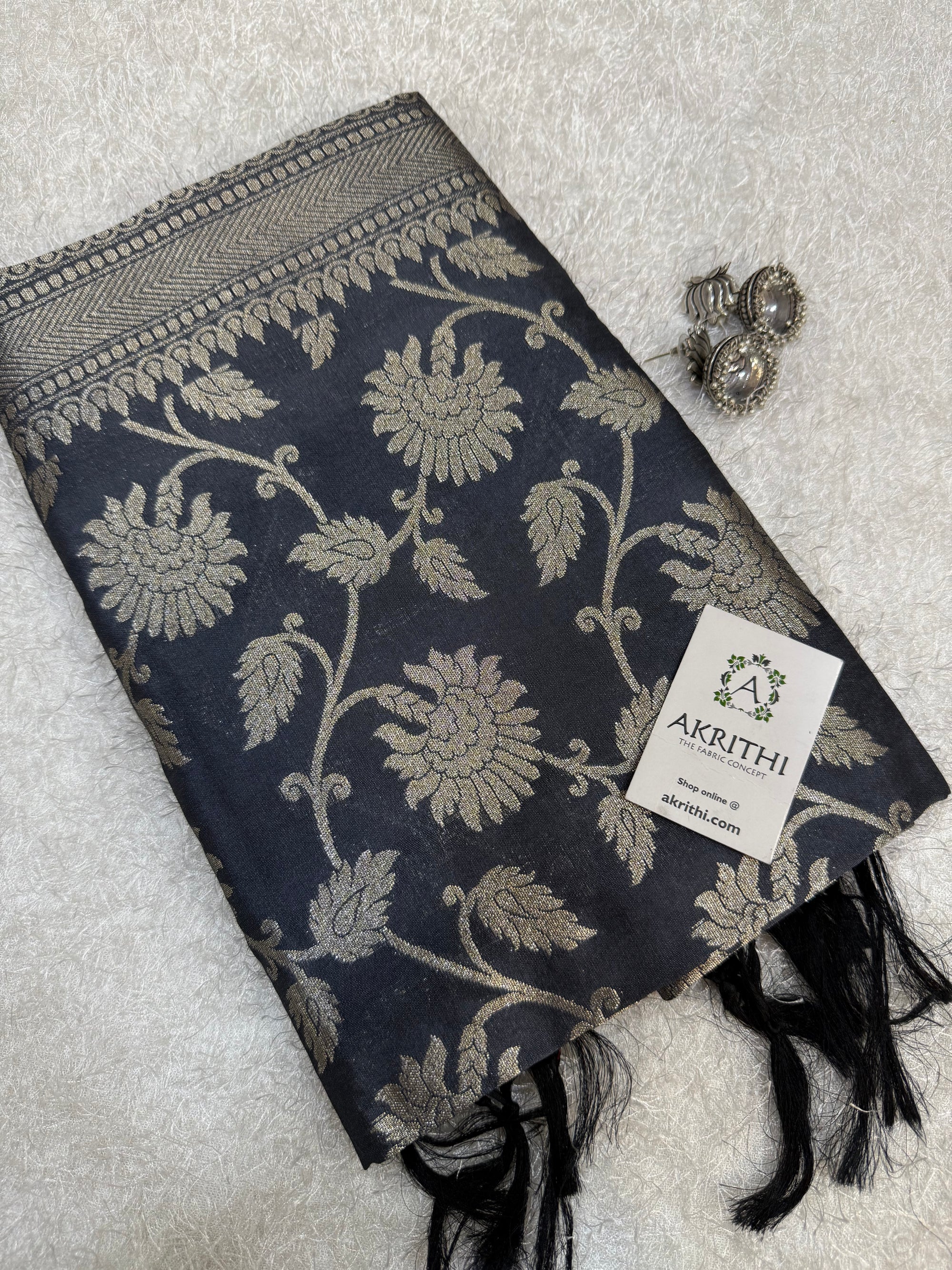 Pure banarasi dupatta