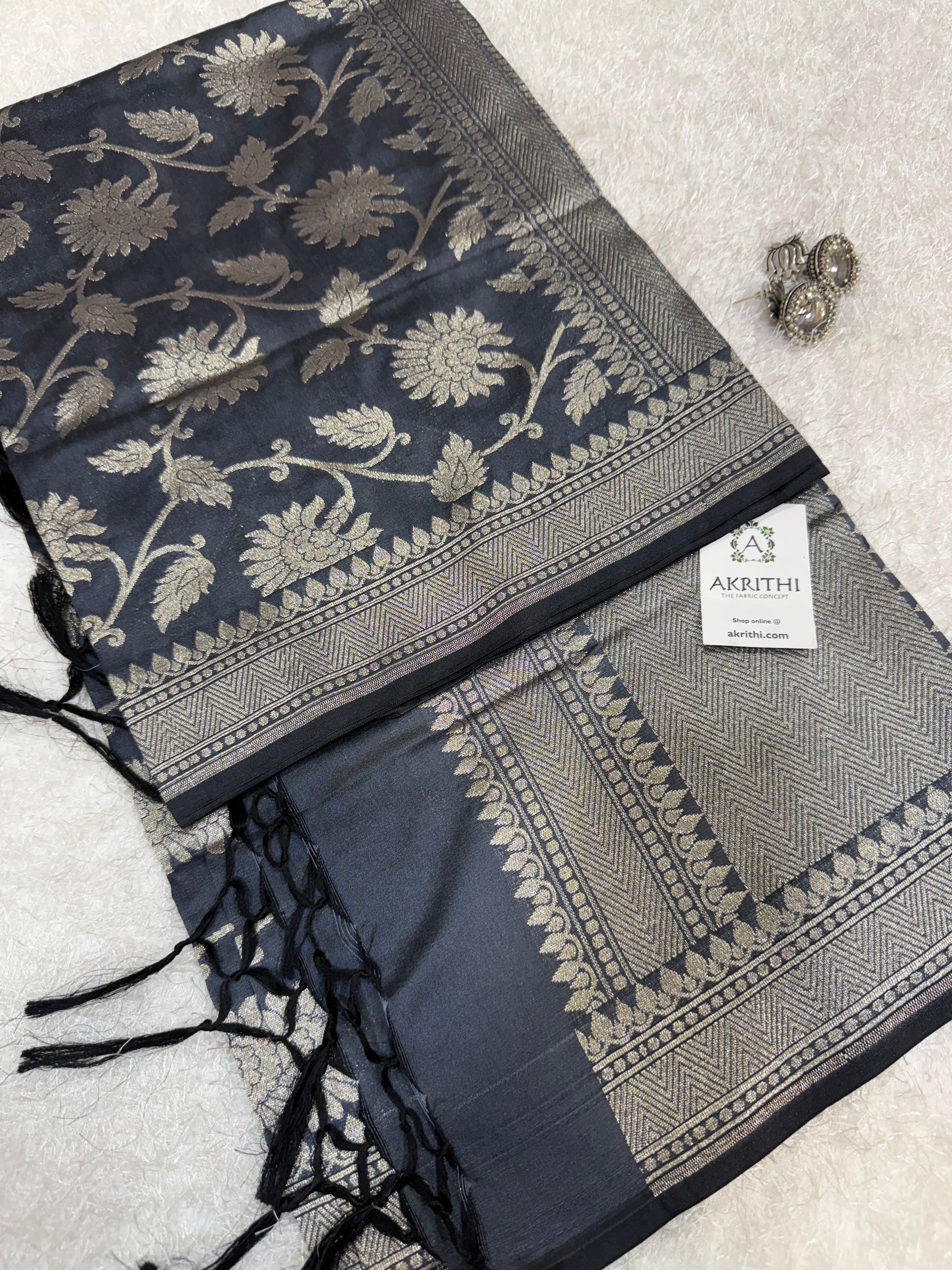 Pure banarasi dupatta