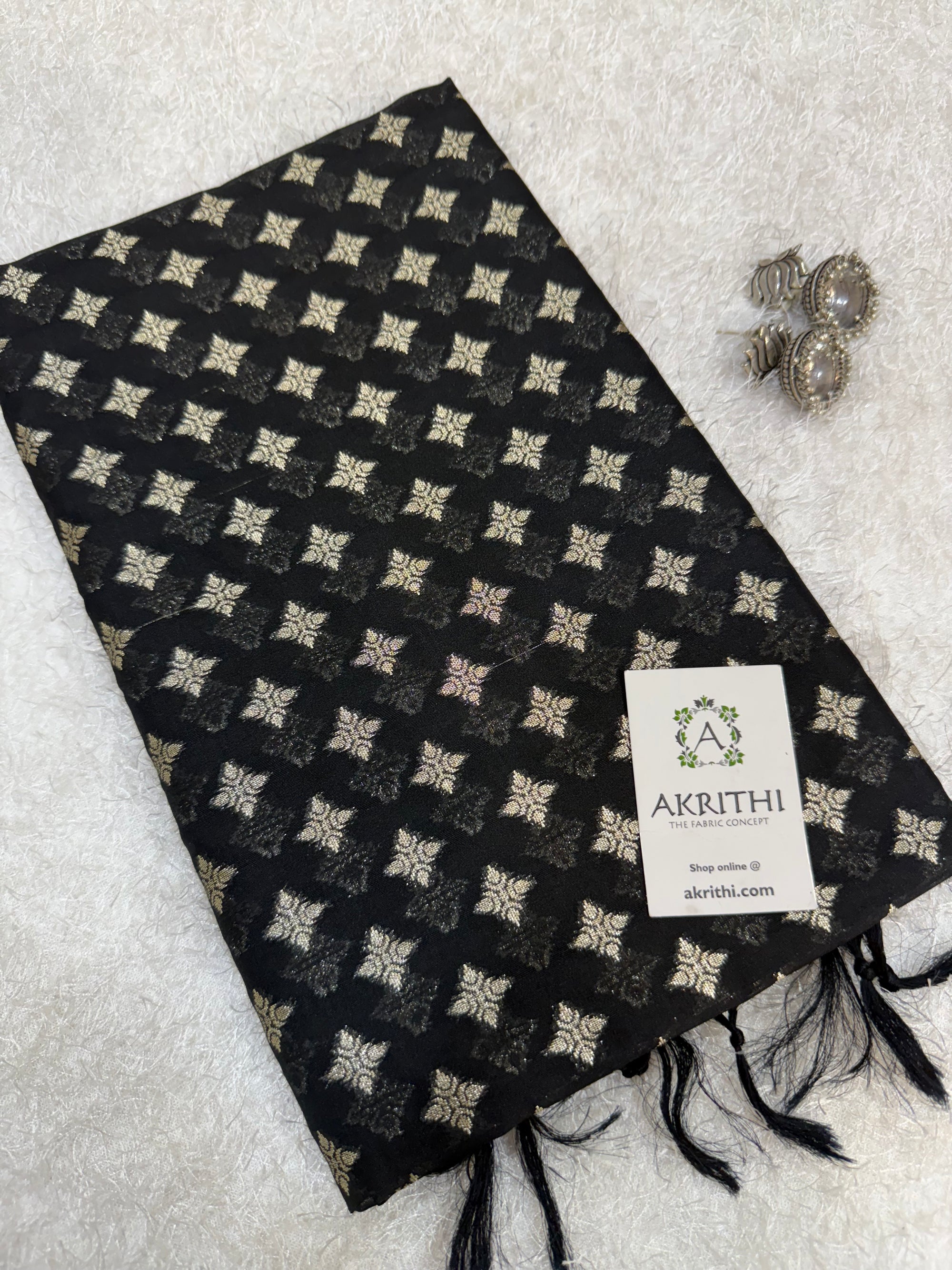 Pure banarasi dupatta