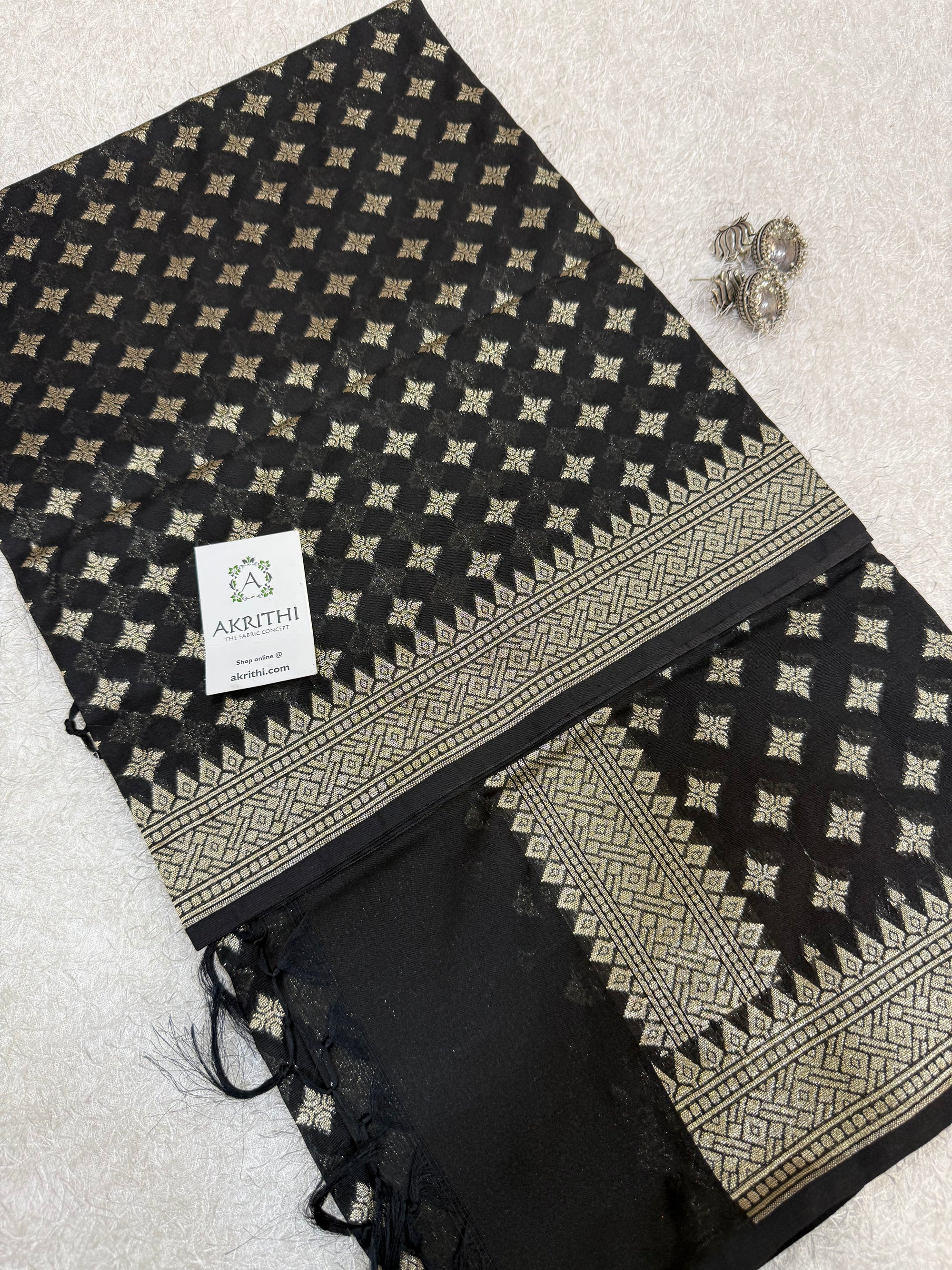 Pure banarasi dupatta