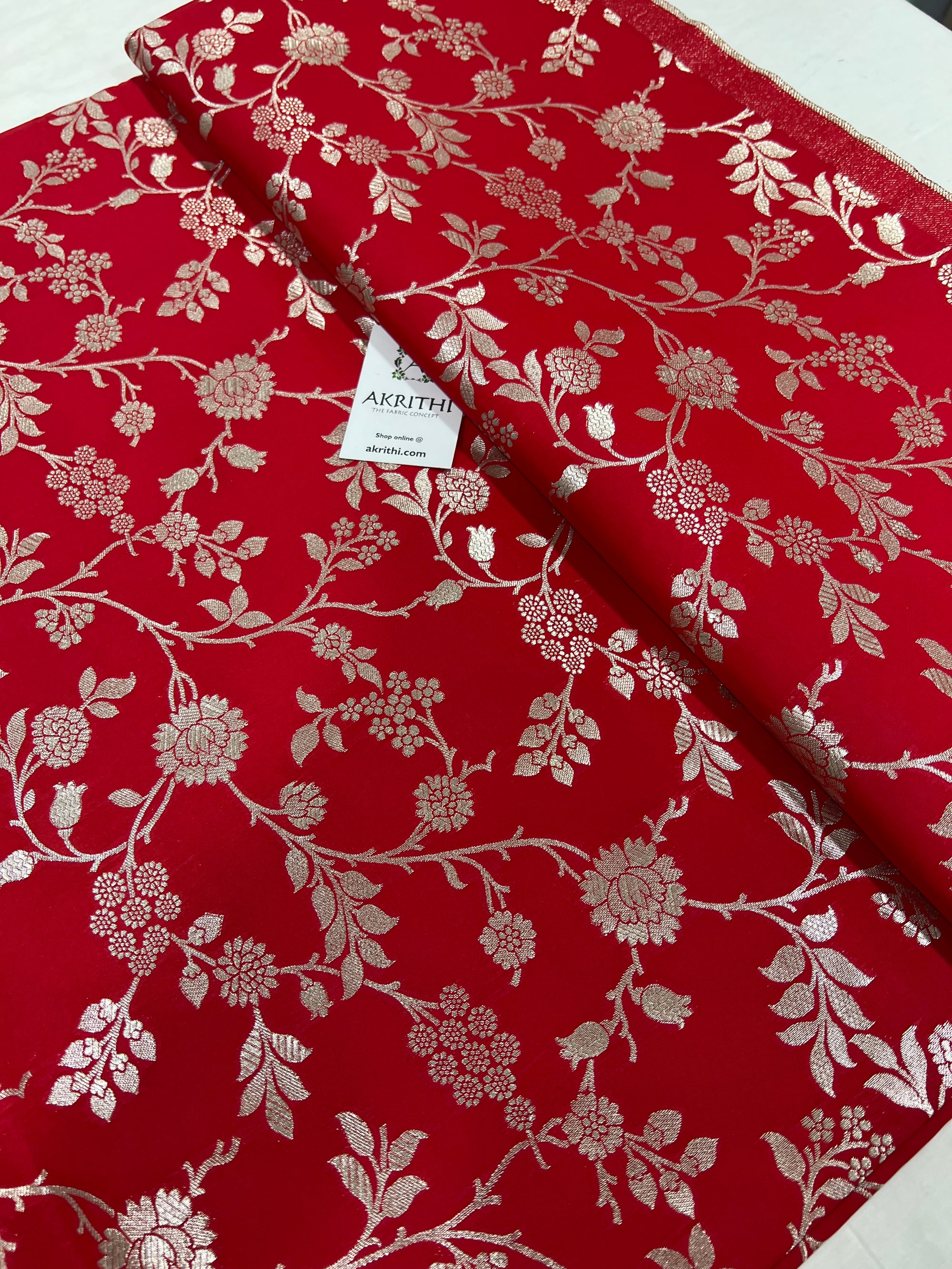 Handloom Banarasi brocade fabric