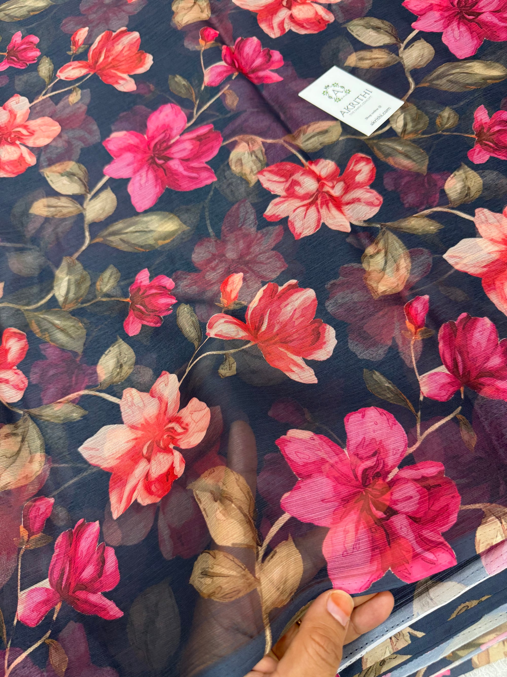 Digital floral printed chiffon fabric