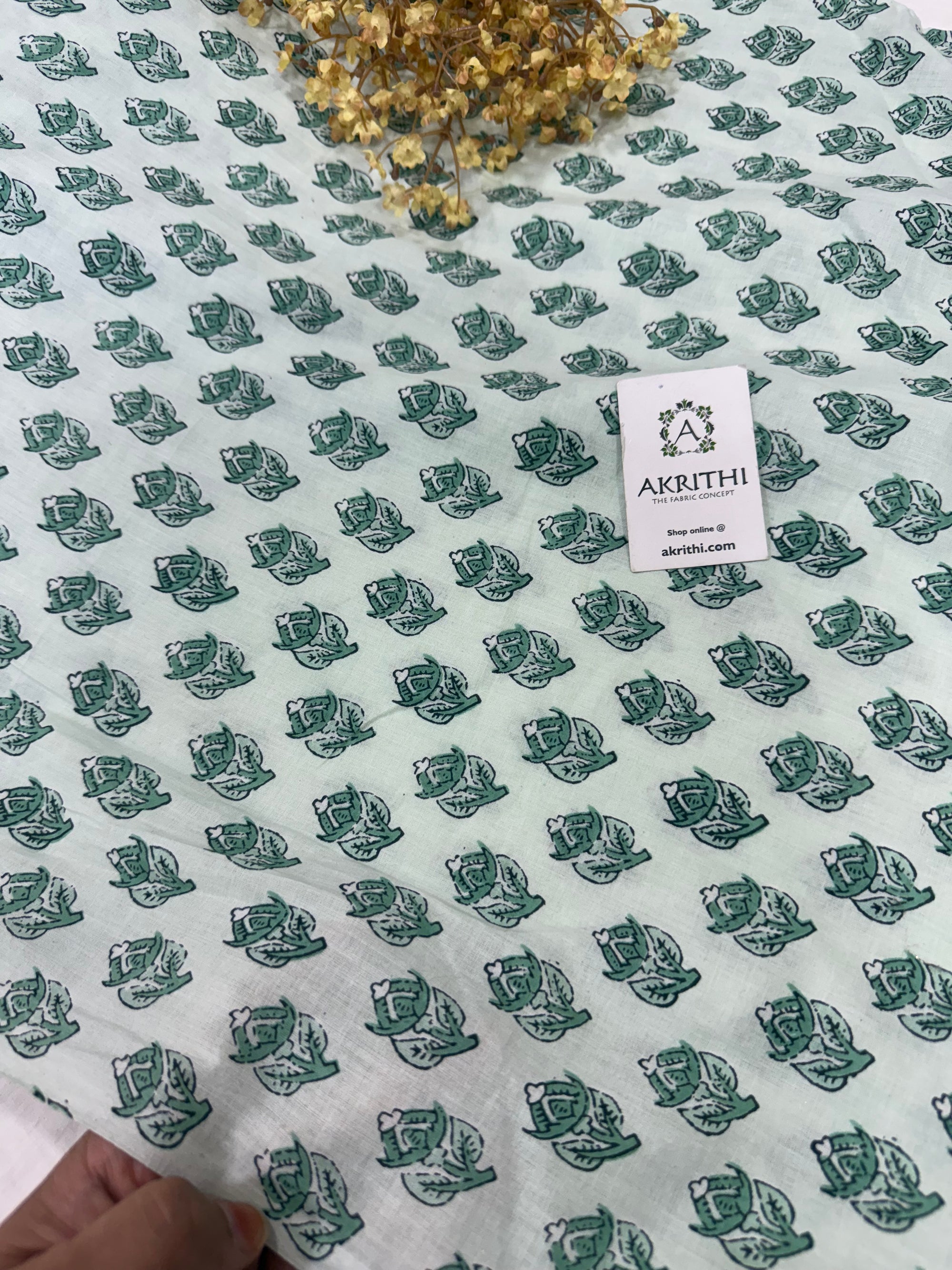Printed pure cotton fabric