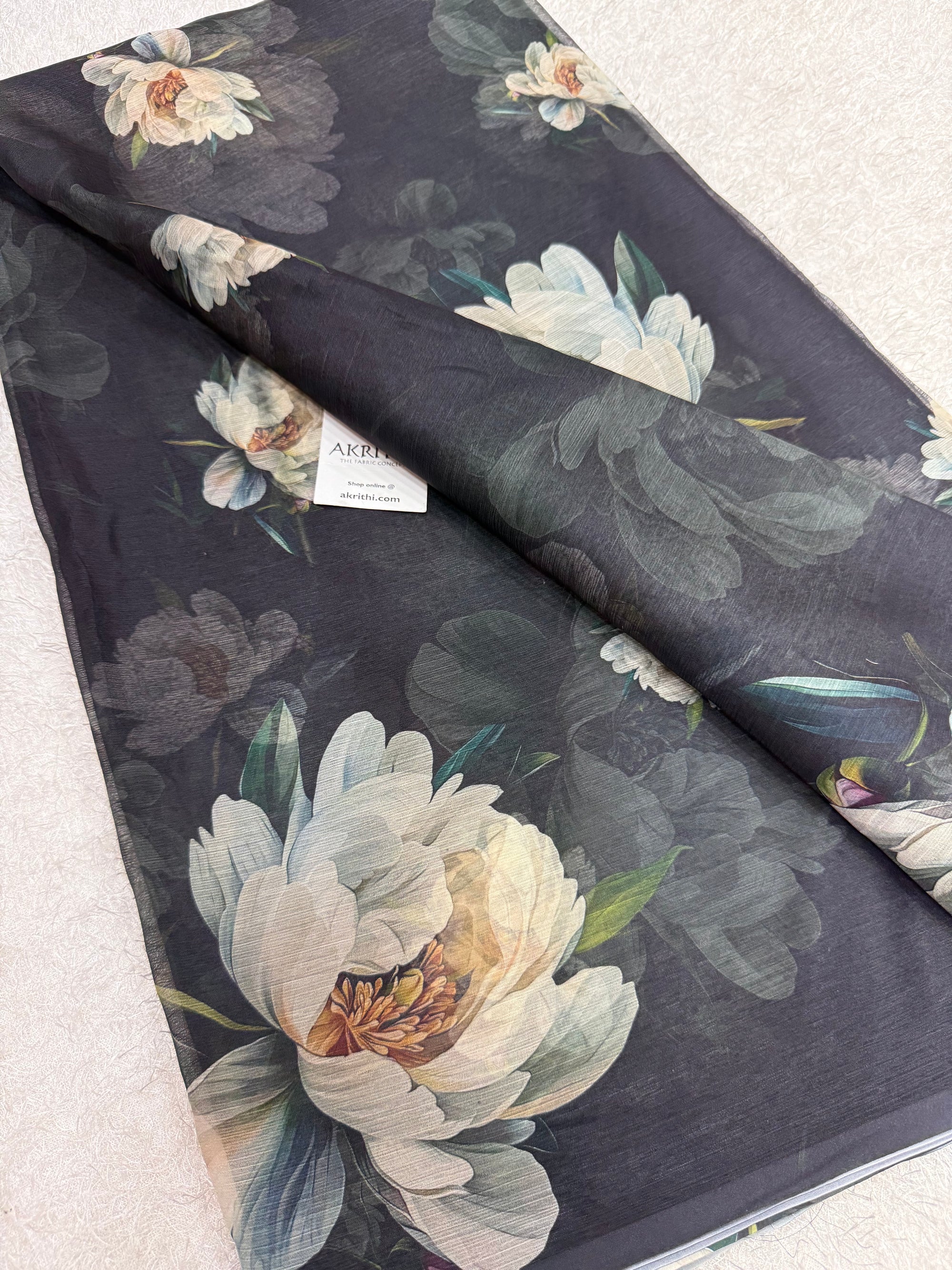 Digital floral printed chiffon fabric