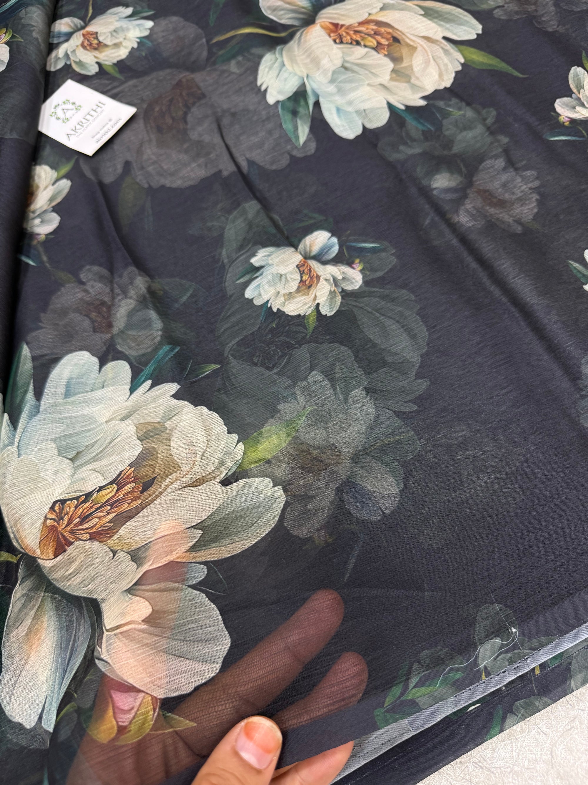 Digital floral printed chiffon fabric