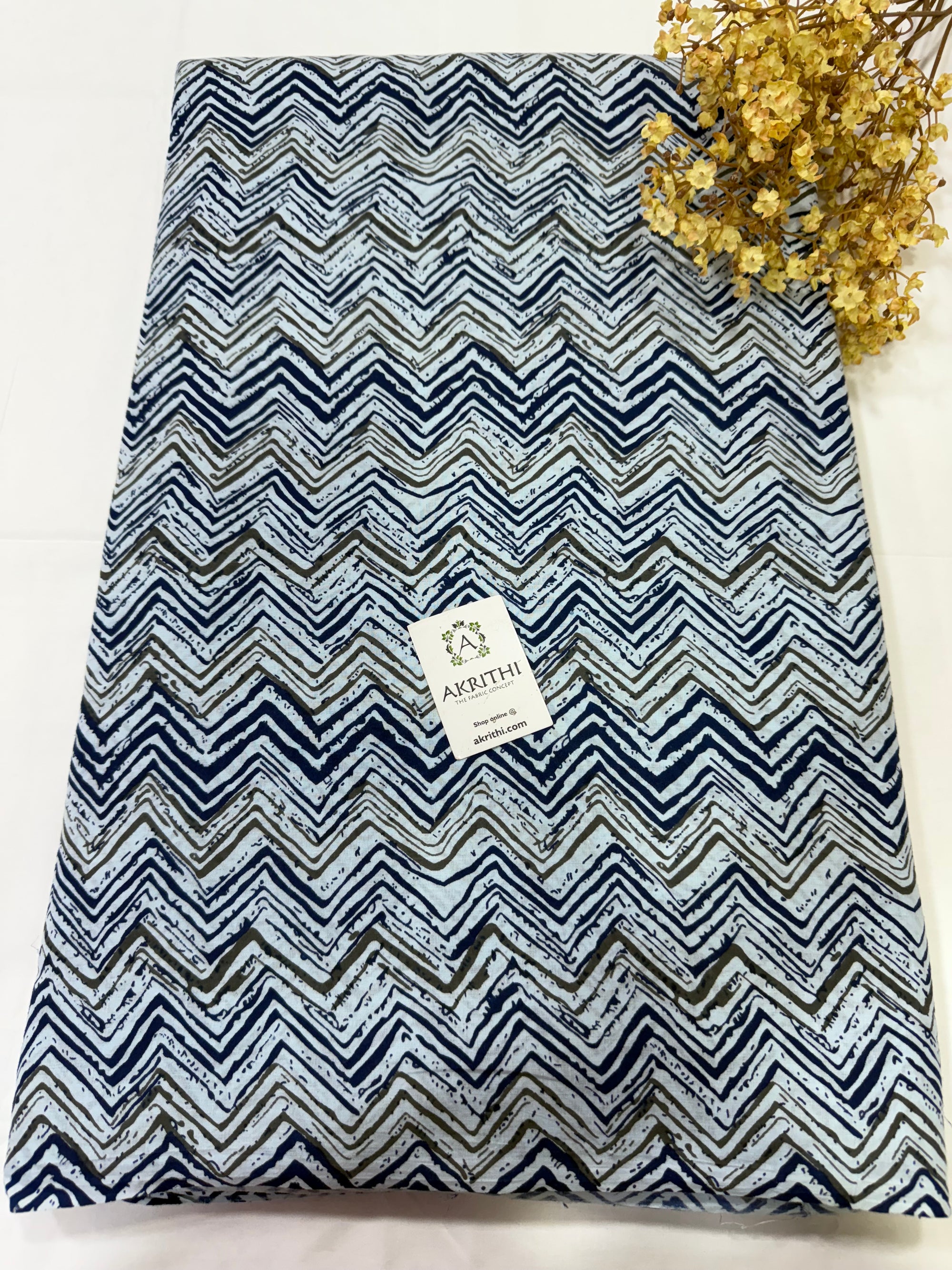 Printed pure cotton fabric